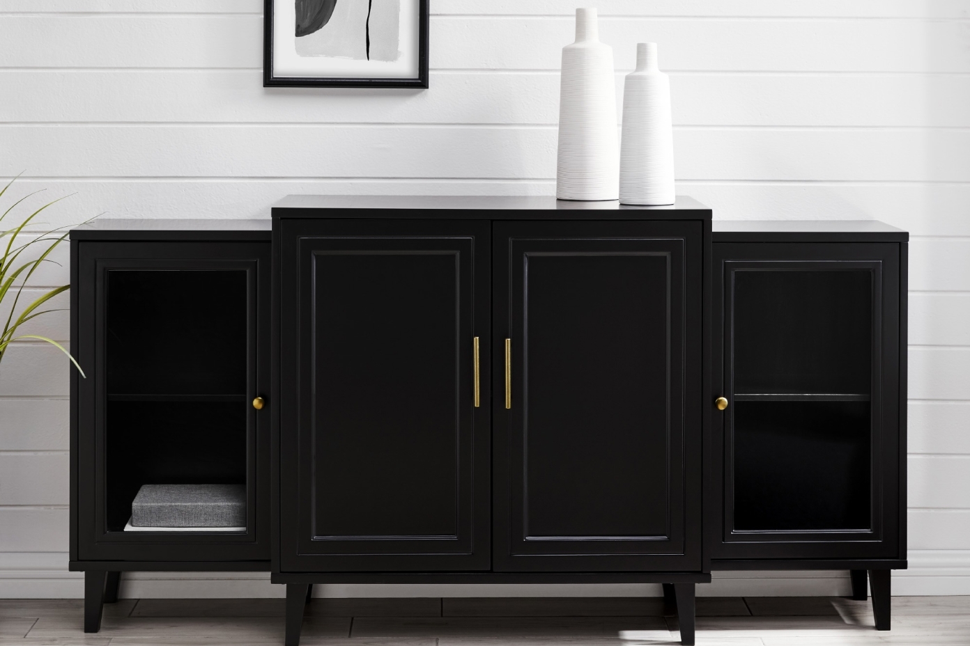 Choosing the right dining roon storage option_40962018.jpg