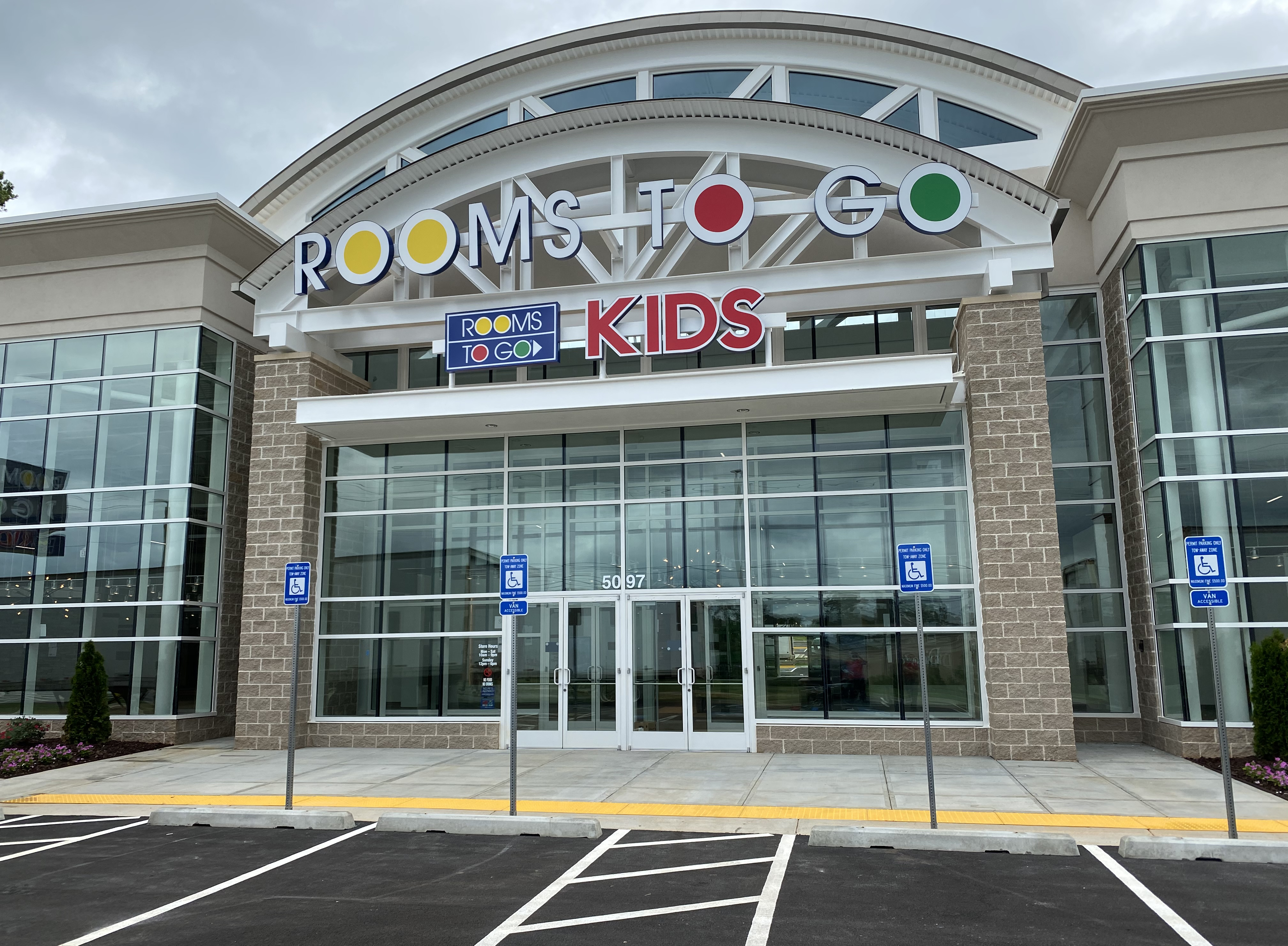 10 Tips For Furniture Shoppers