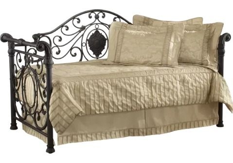 Traditional Daybeds