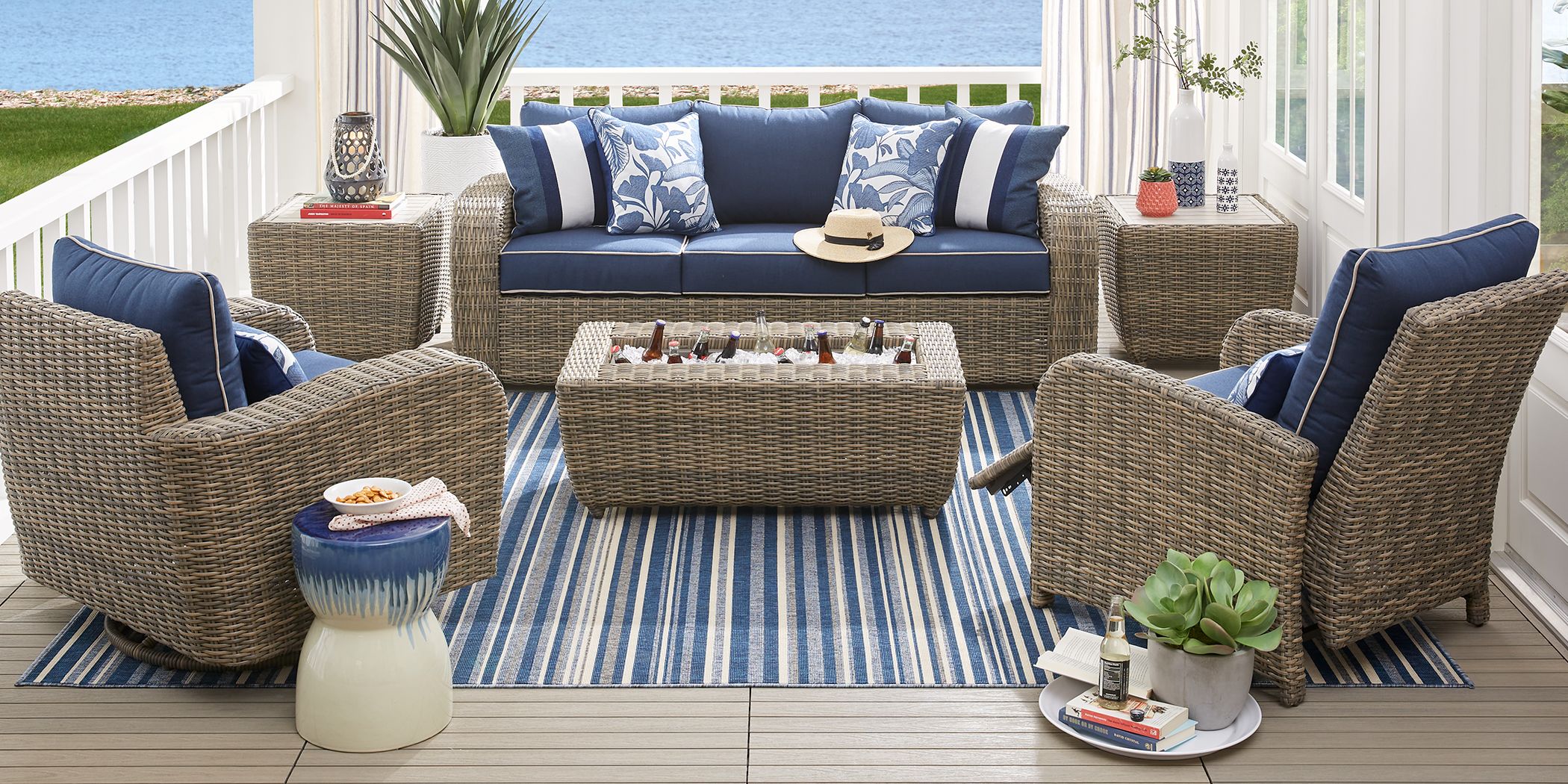 Charlotte Harbor Gray 6 Pc Outdoor Seating Set Rooms To Go