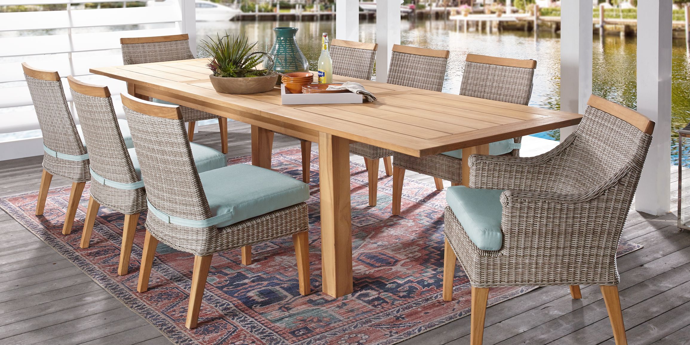 outdoor dining set with cushions