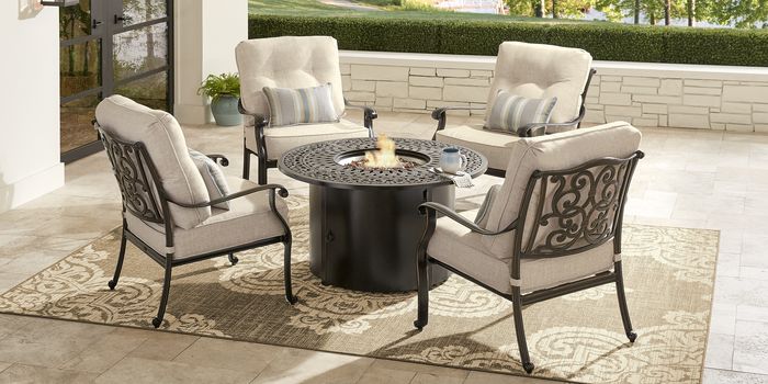 fire pit seating set on an outdoor rug