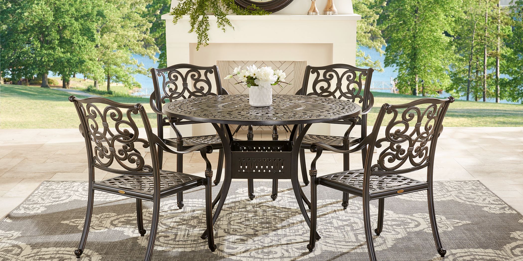 Round Outdoor Patio Dining Sets, Round Metal Outdoor Dining Table Set