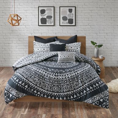 Haisley Black 7 Pc Queen Comforter Set