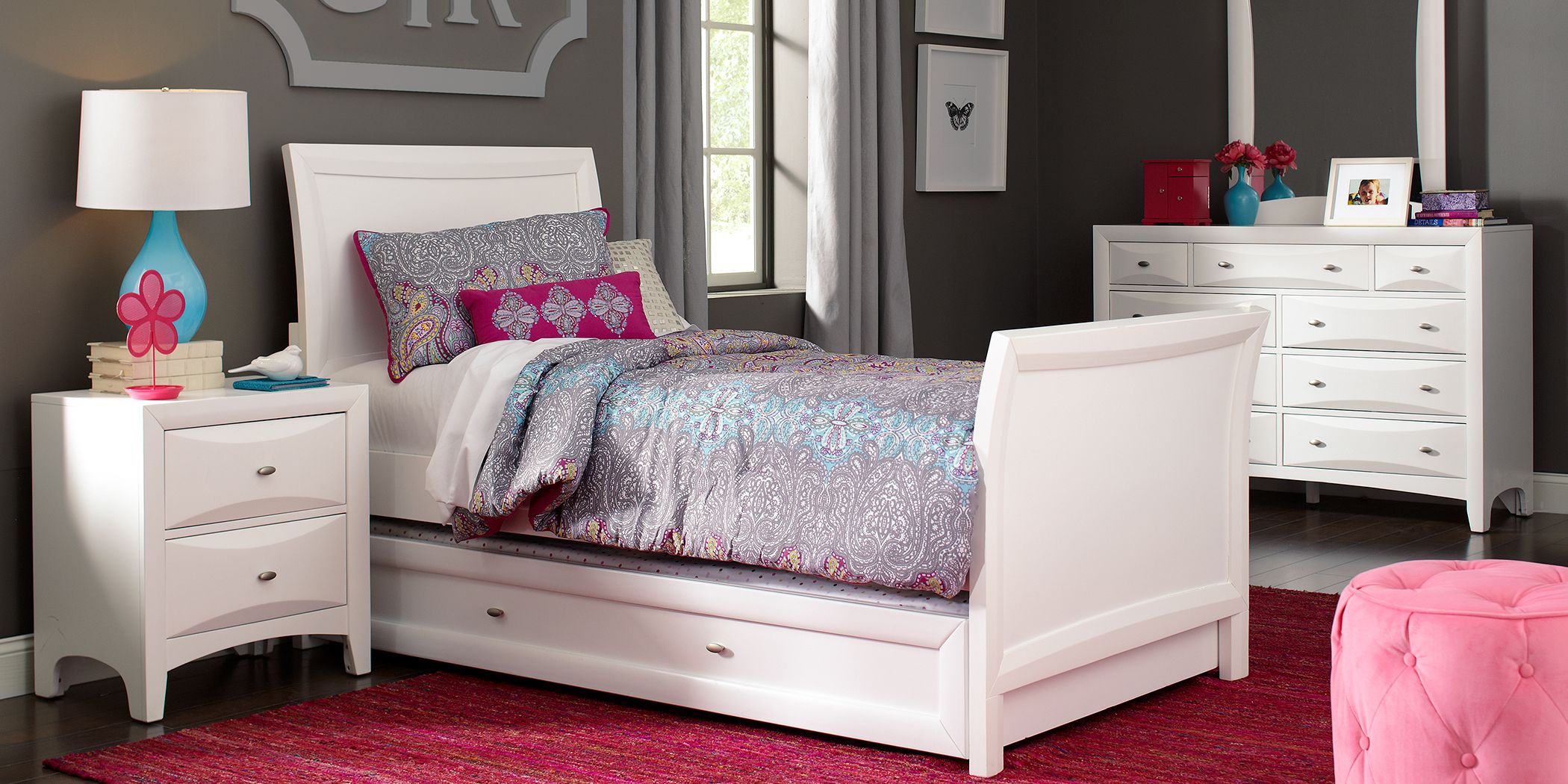 twin size bed for little girl