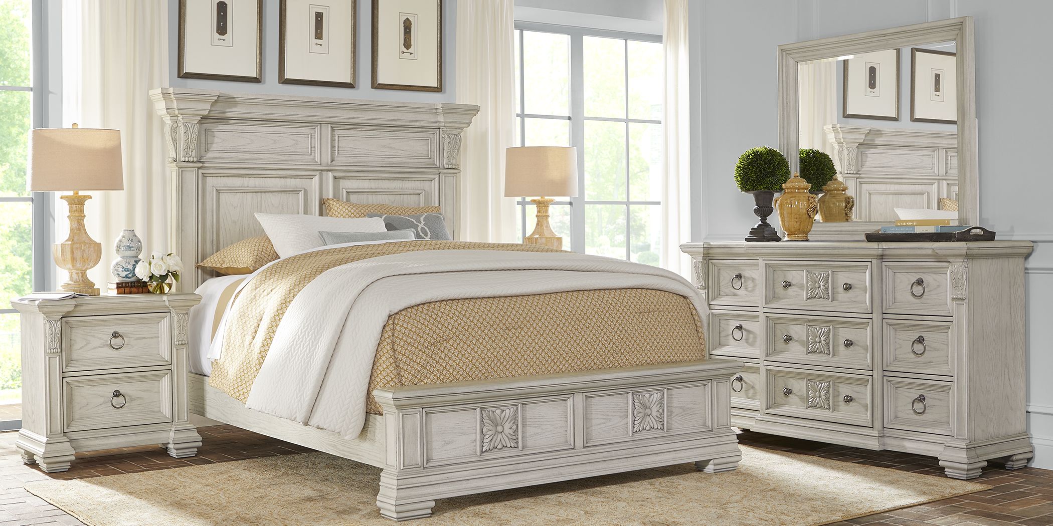 Marcelle White 7 Pc King Panel Bedroom Rooms To Go