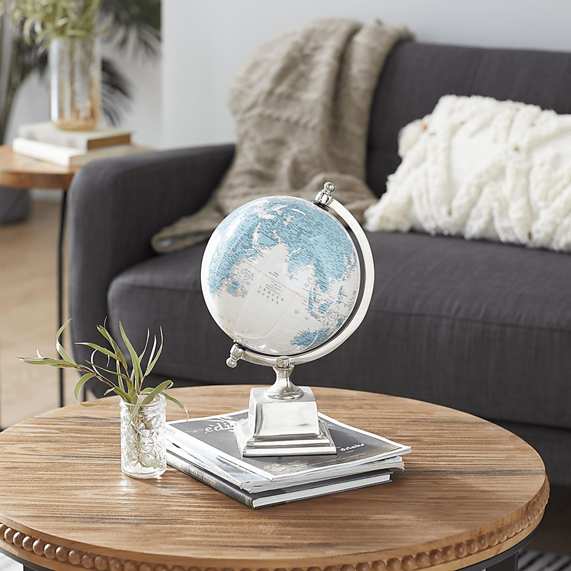 Aasen Blue Globe - Image 2