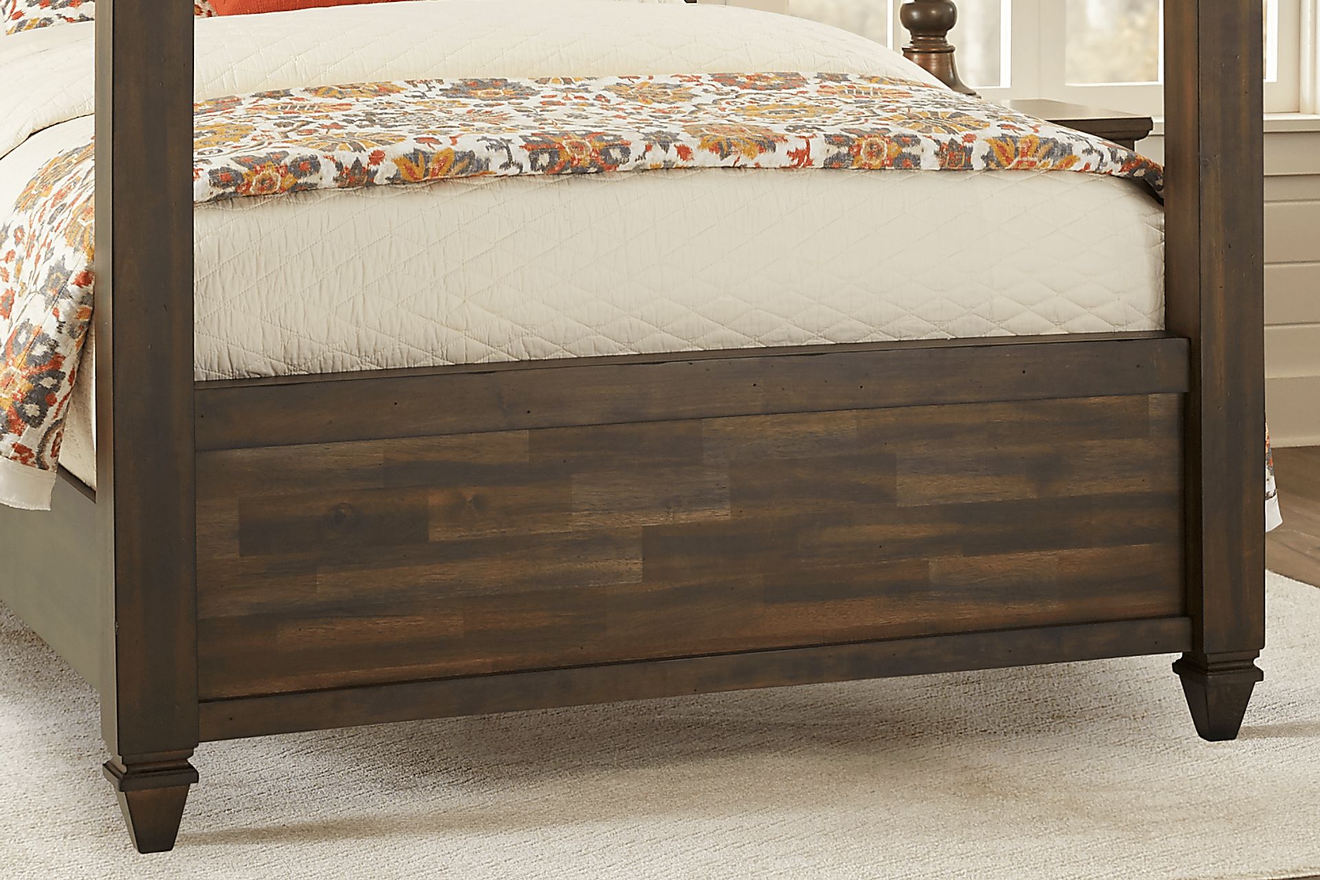 Abbeywood Brown 3 Pc King Poster Bed - Image 4