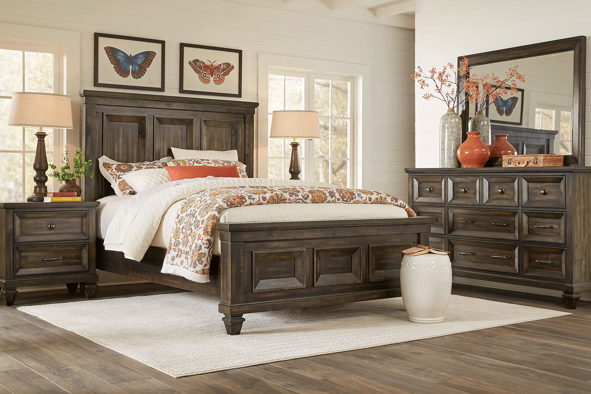 Abbeywood Brown 7 Pc King Panel Bedroom - Image 1
