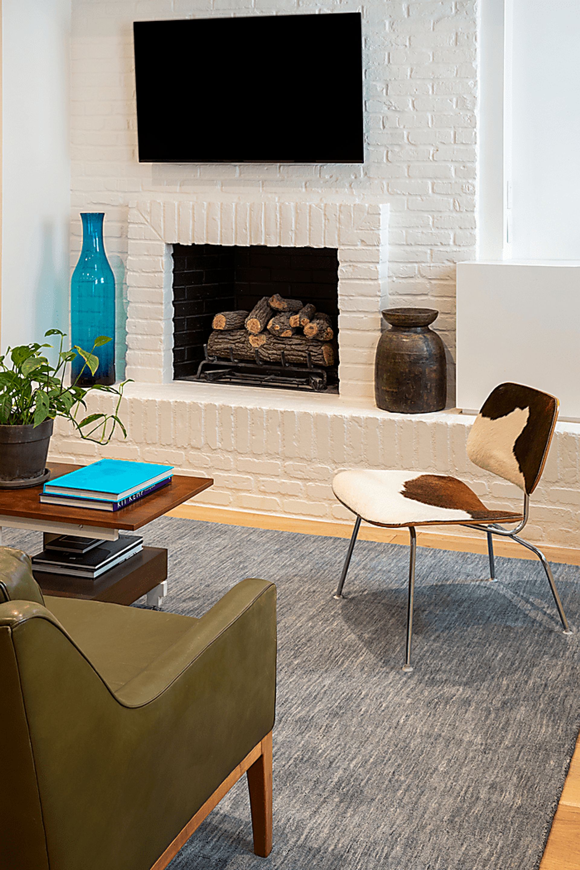 Abogny Blue 5' x 8' Rug - Image 10