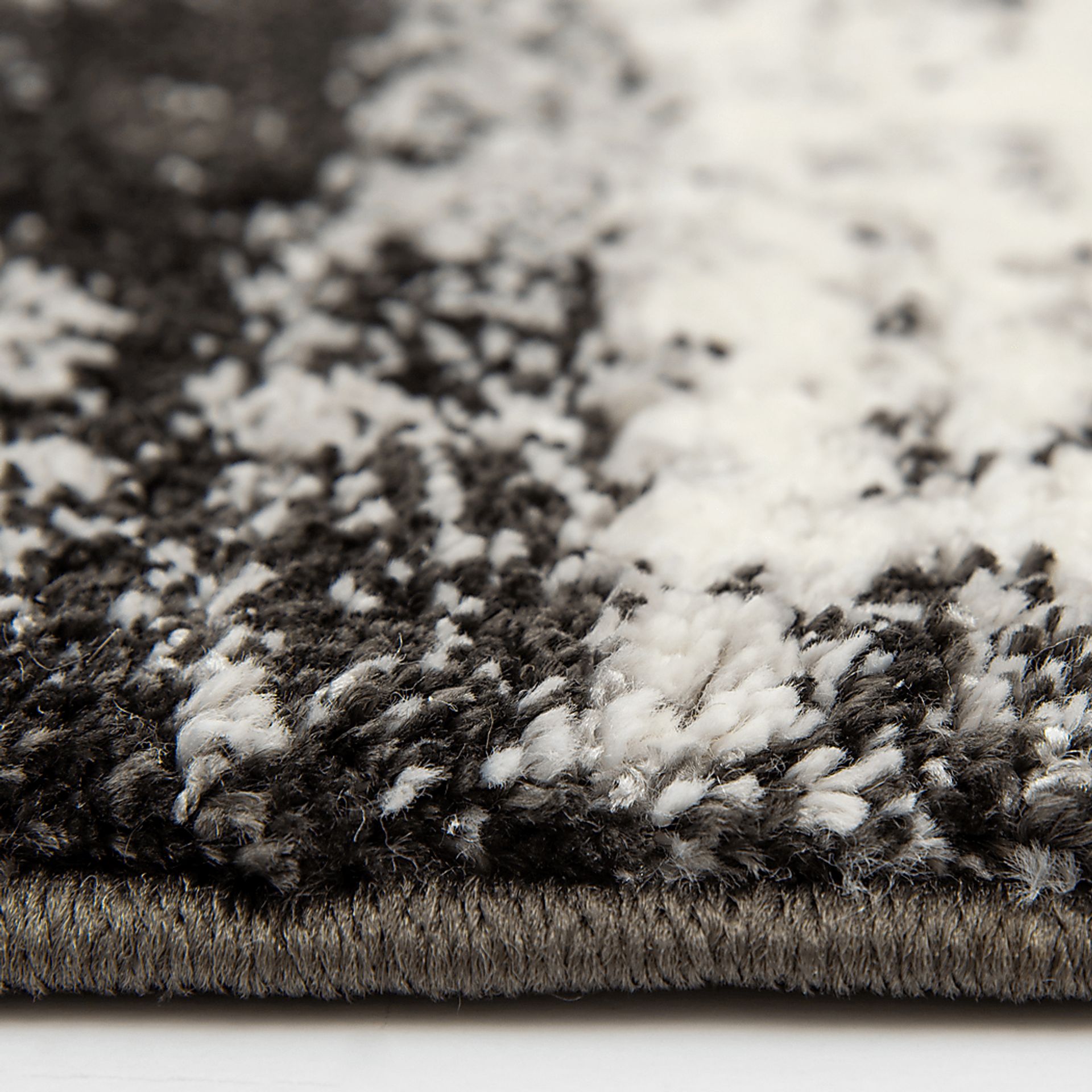 Abstract Dusk Charcoal 5' x 7'6 Rug - Image 4