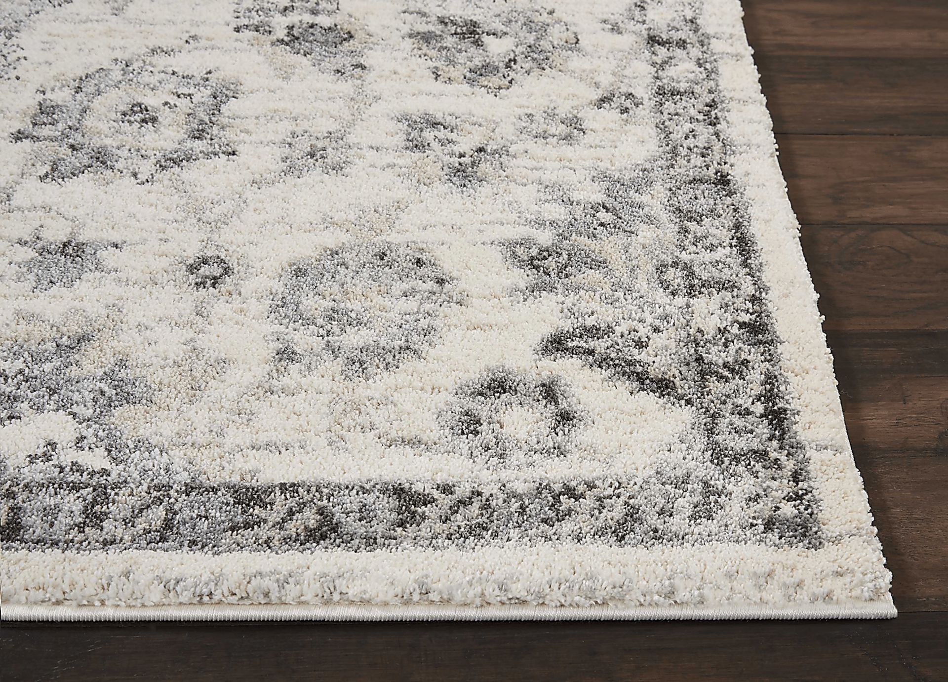 Adelien Gray 5'3 x 7'3 Rug - Image 2
