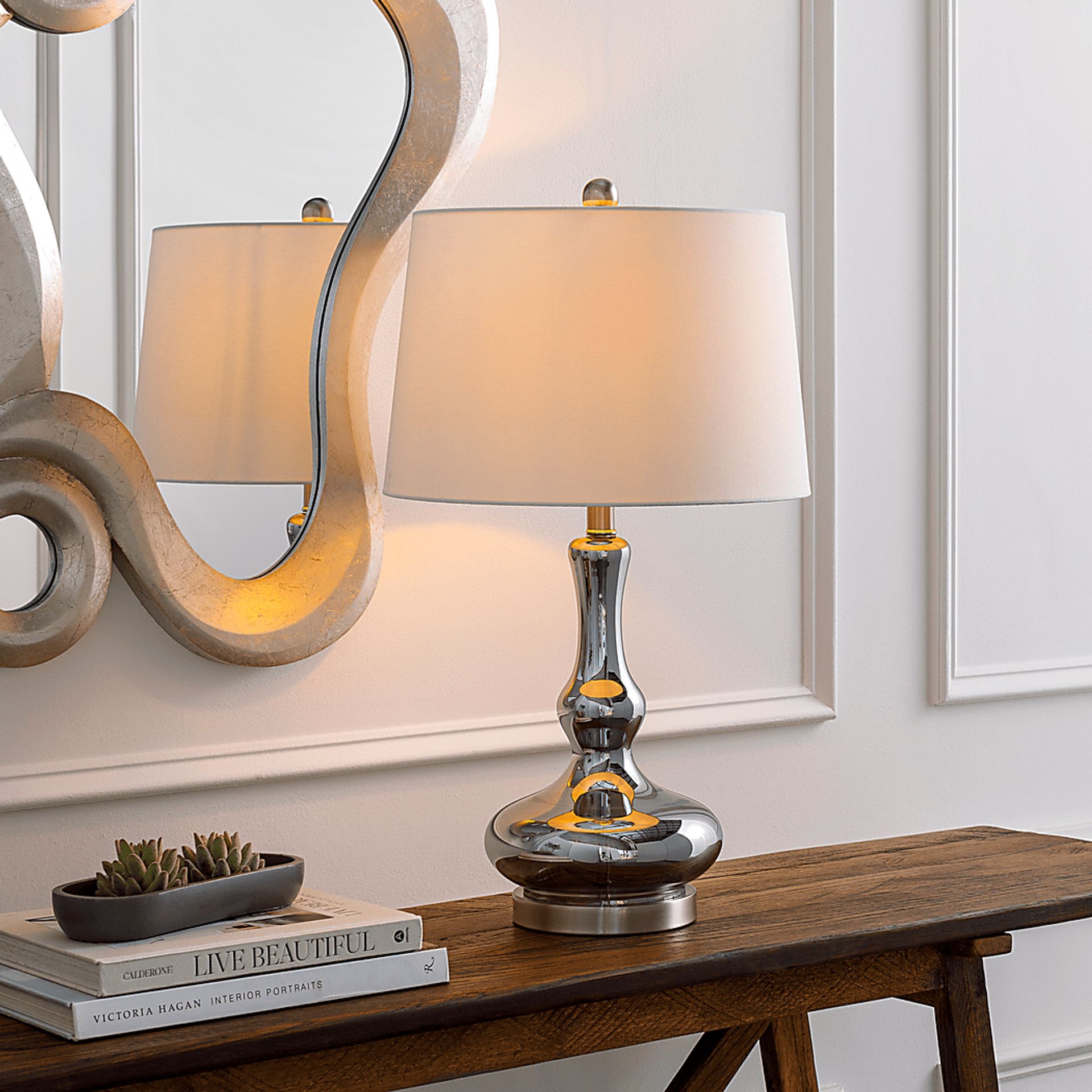 Adenlee Place Silver Lamp - Image 7