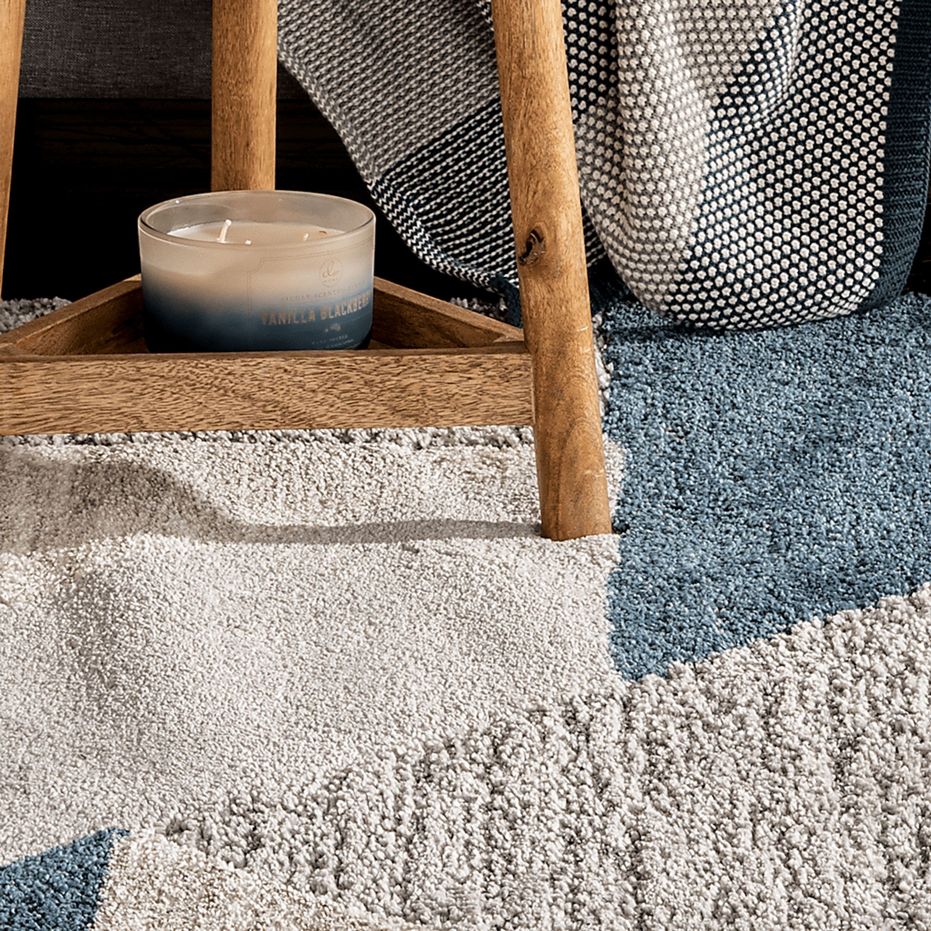Adley Crossing Blue 6'6 x 9'6 Rug - Image 4
