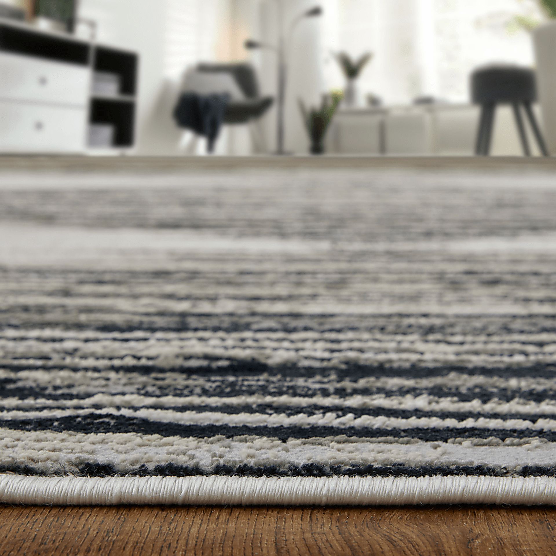 Aera Black 6'7 x 9'6 Rug - Image 6