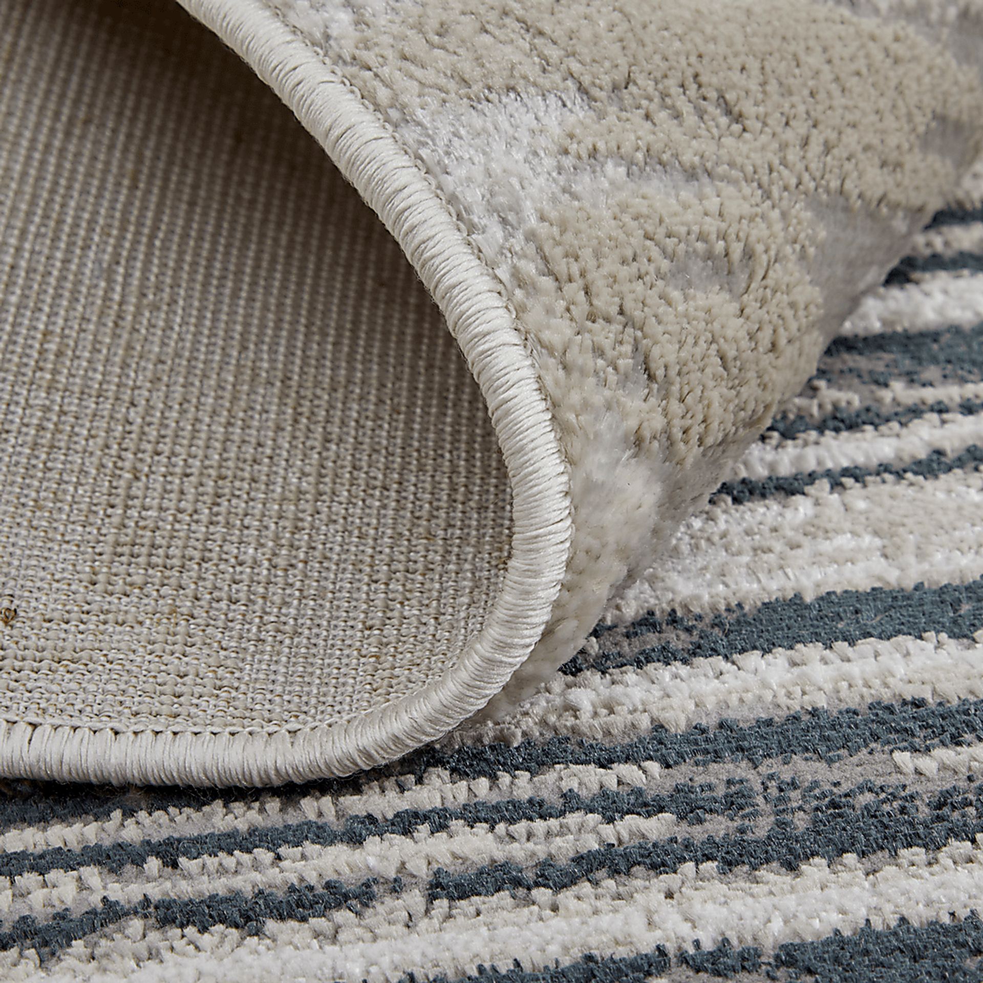 Aera Black 6'7 x 9'6 Rug - Image 8