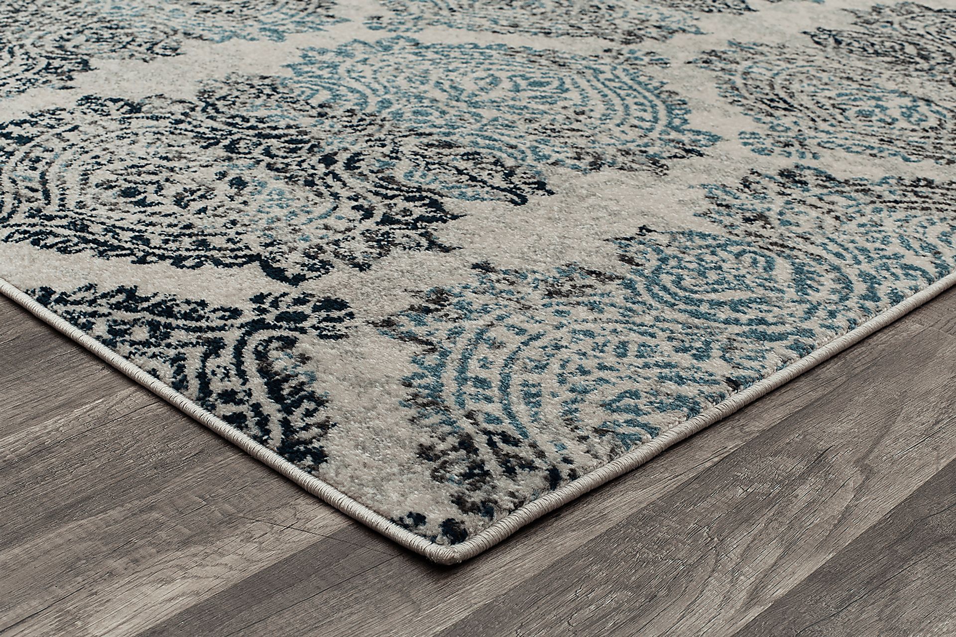 Aftan Gray 5' x 7' Rug - Image 2