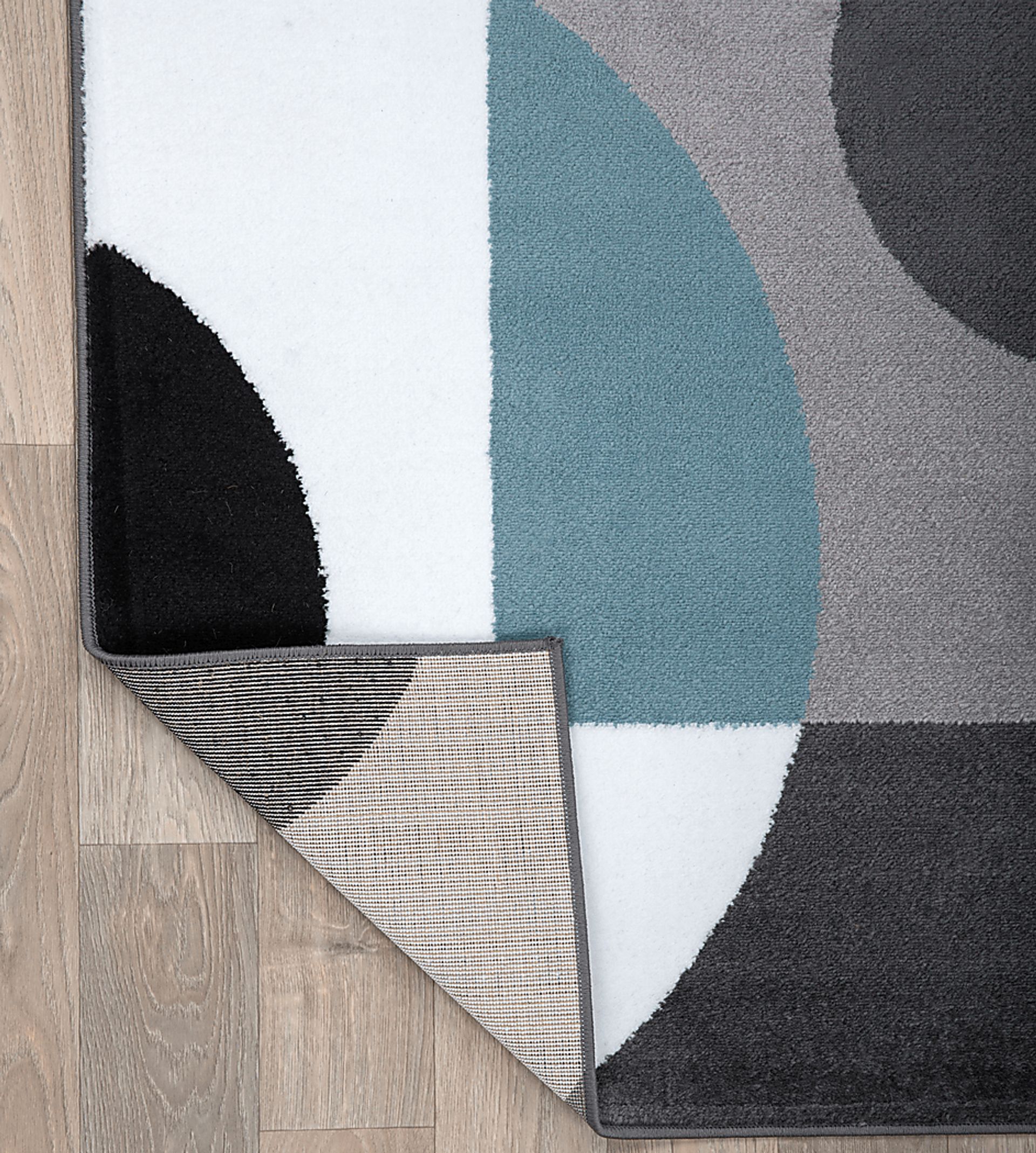 Ailana Blue 5'3 x 7'3 Rug - Image 3