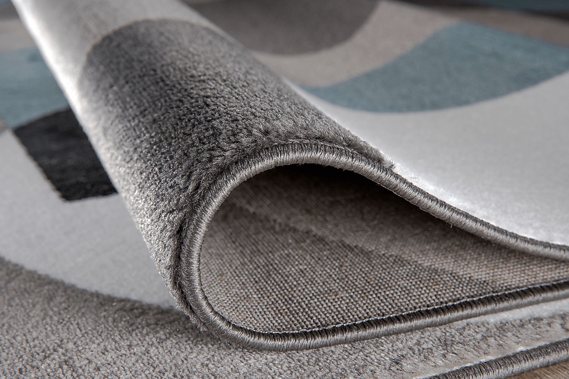 Ailana Blue 6'6 Round Rug - Image 2