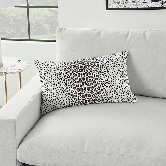 Aired Ivory Indoor/Outdoor Lumbar Pillow - Thumbnail - Image 4