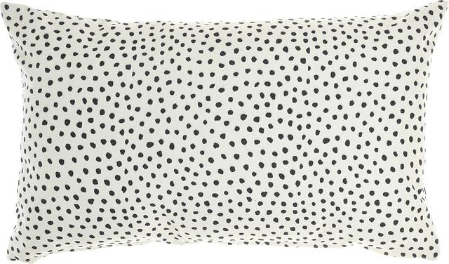 Aired Ivory Indoor/Outdoor Lumbar Pillow - Thumbnail - Image 7