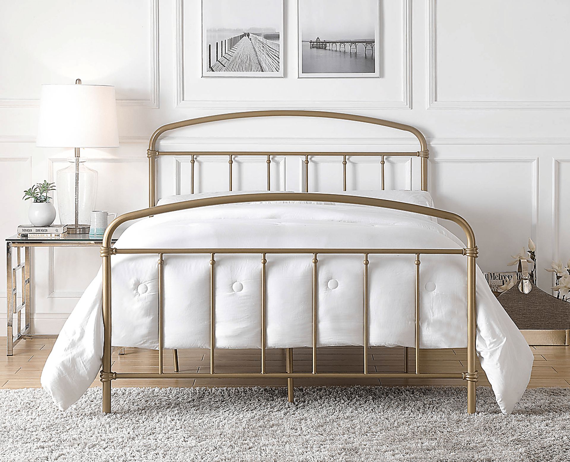 Airymont Gold Full Platform Bed - Image 2