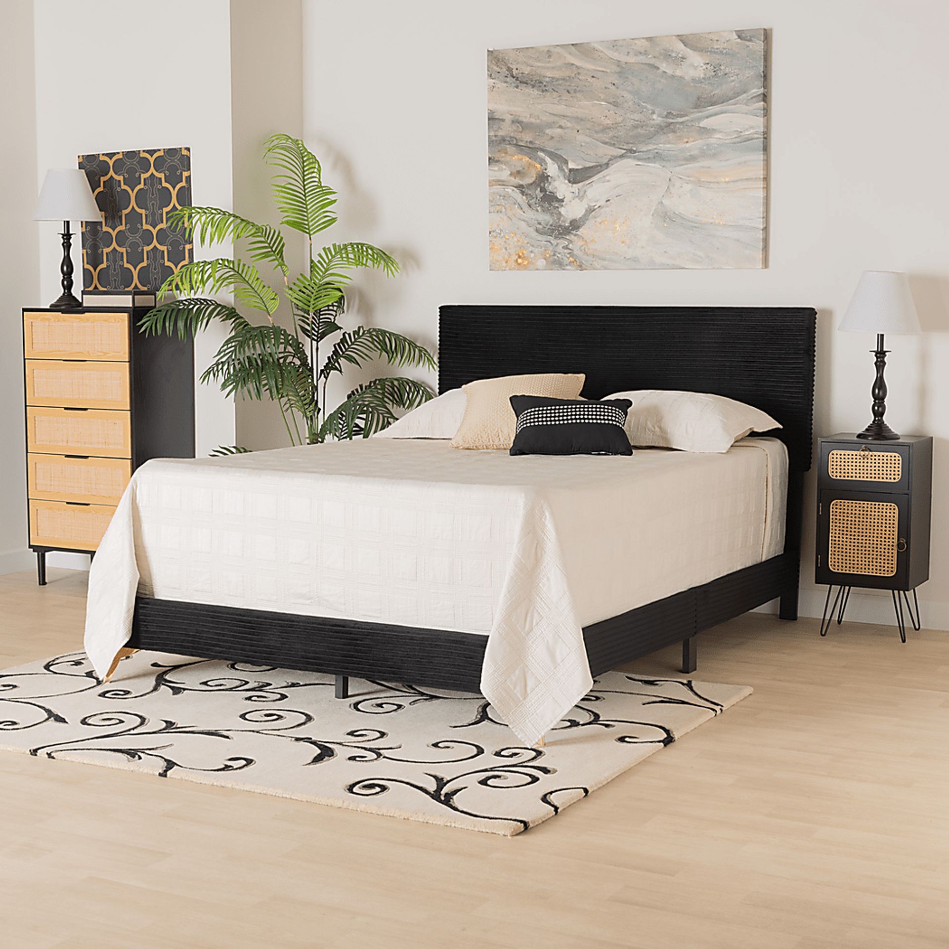 Alachua Black Queen Bed - Image 2