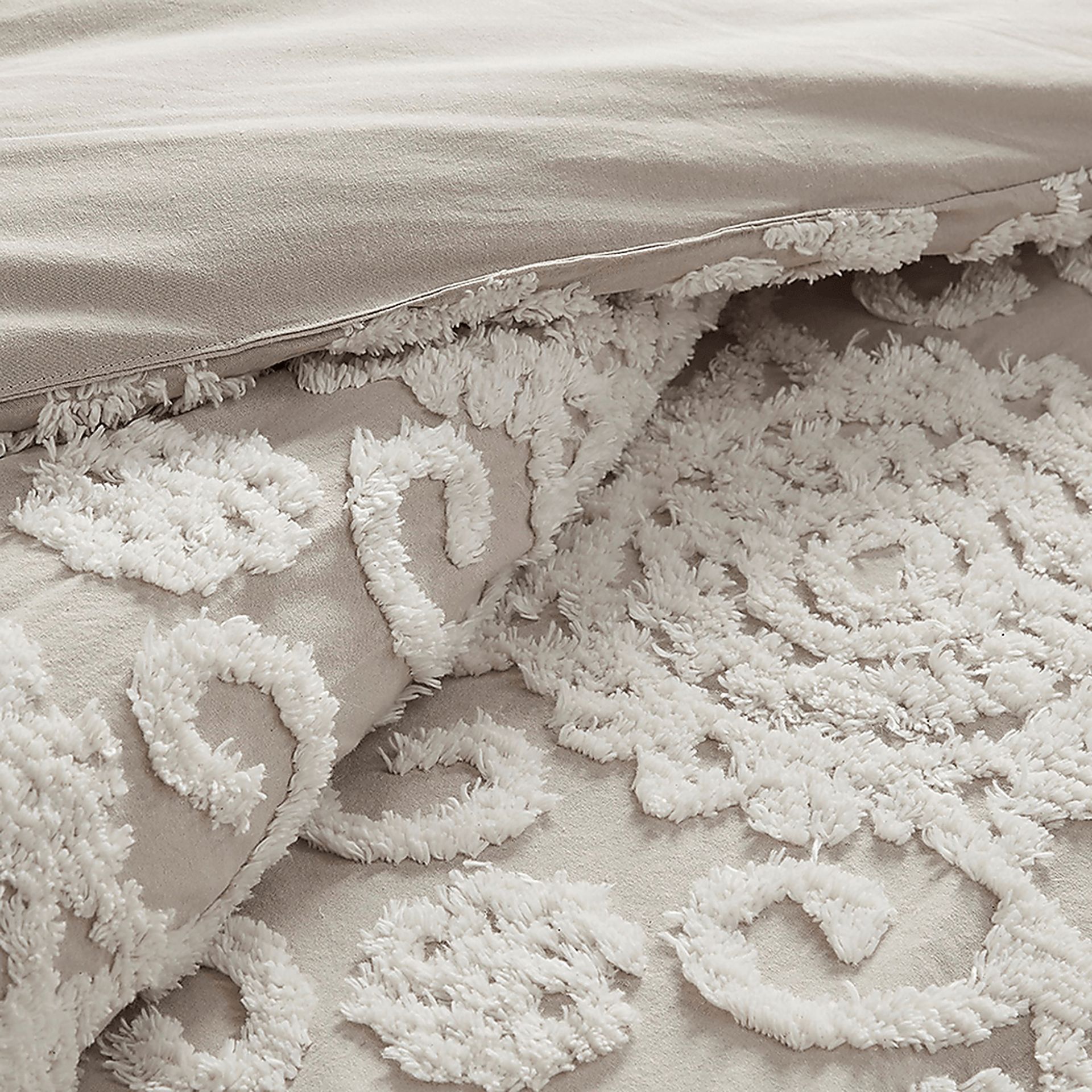 Alaegha Beige 3 pc King Comforter Set - Image 10