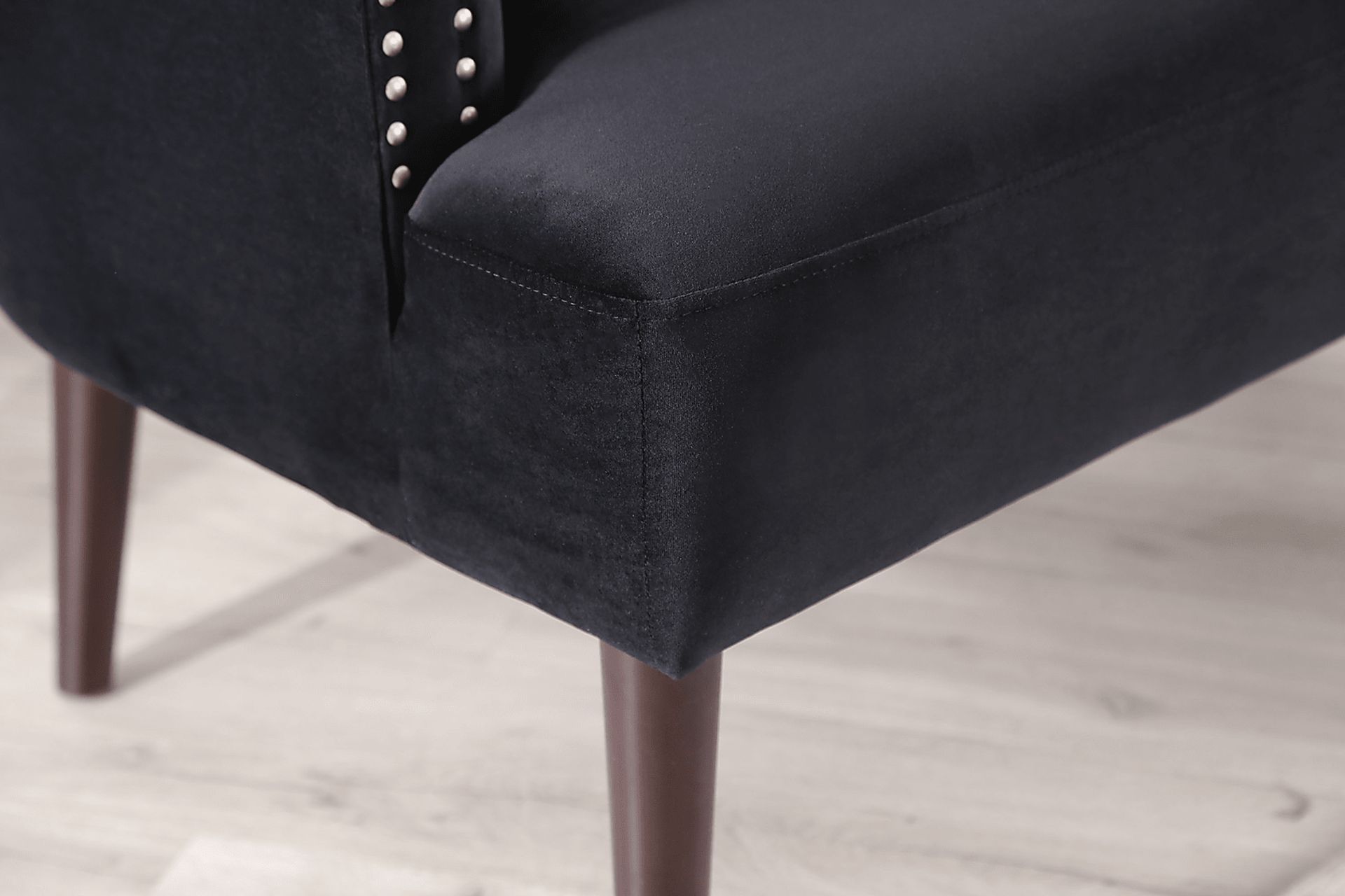Alanton Black Settee - Image 11