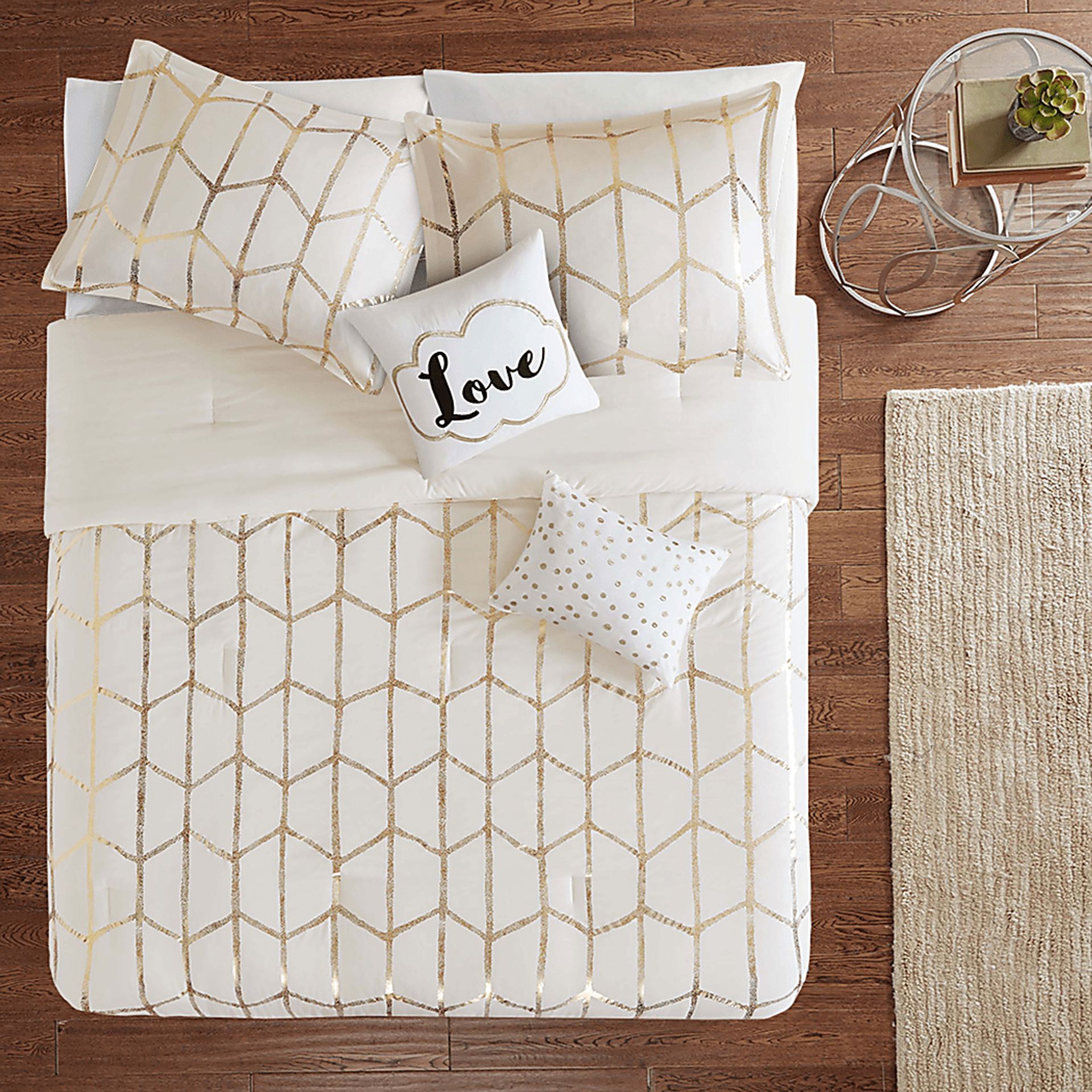 Alesi Gold King Comforter Set - Image 9