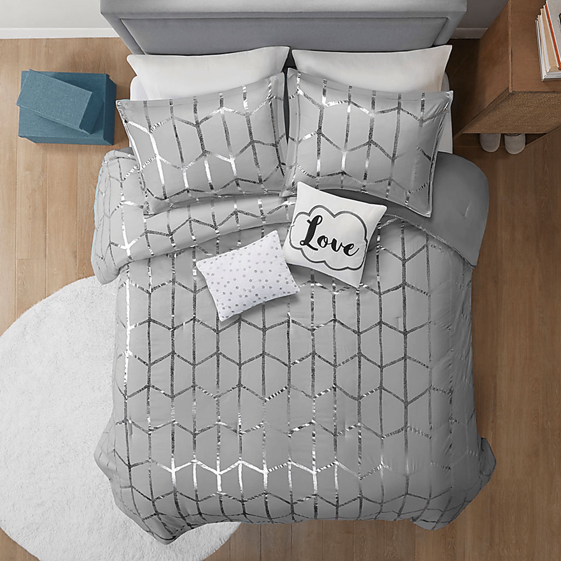 Alesi Gray King Comforter Set - Image 5