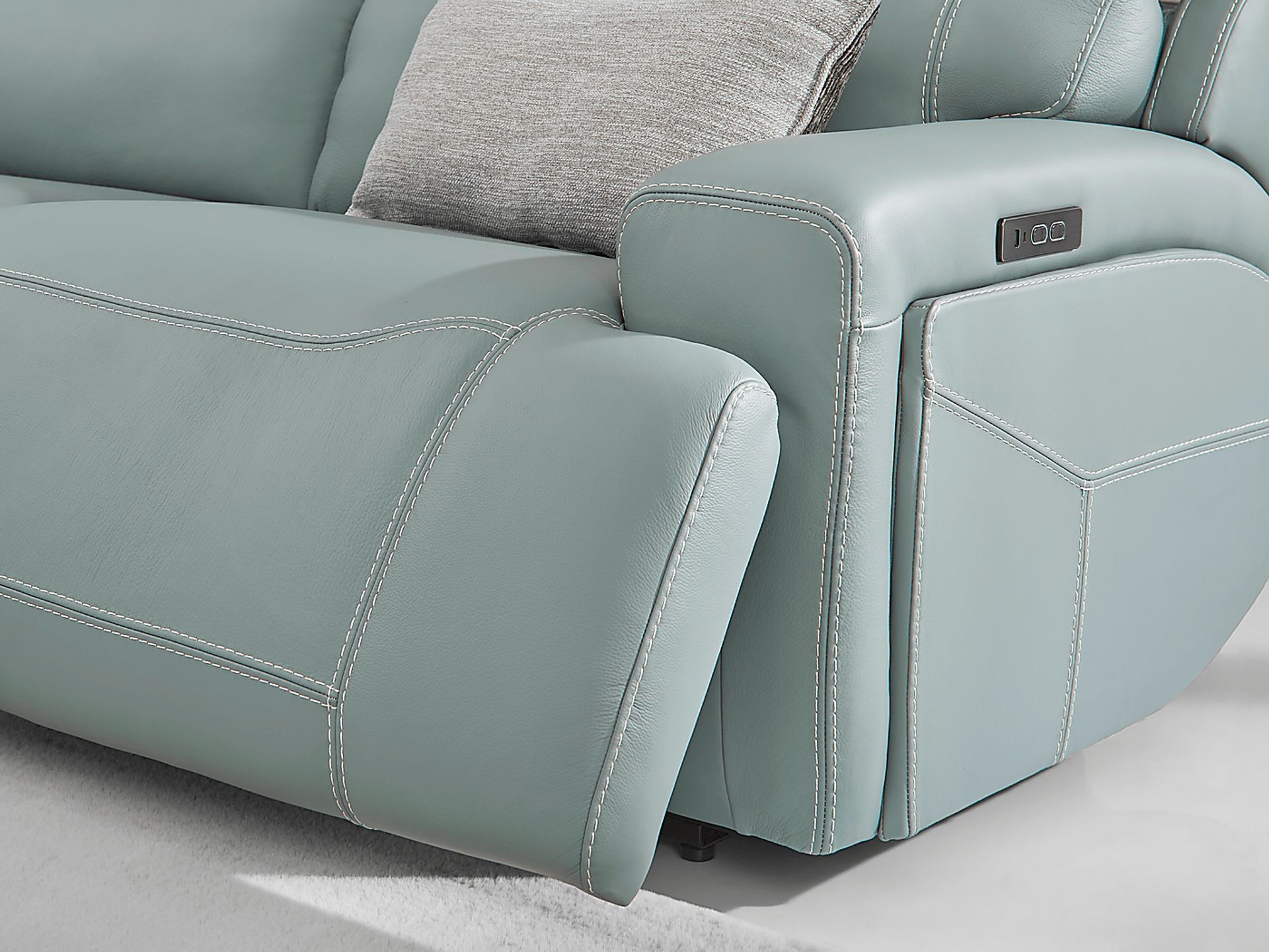 Alessio Mint Leather 9 Pc Dual Power Reclining Sectional Living Room - Image 7