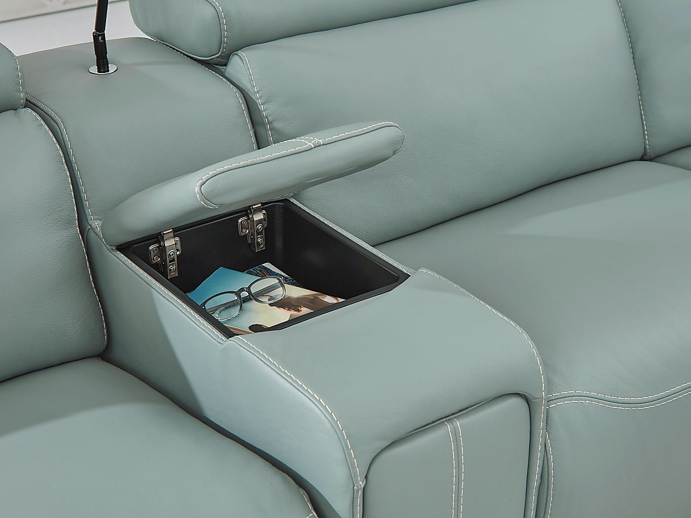 Cindy Crawford Alessio Mint Green Leather 6 Pc Dual Power