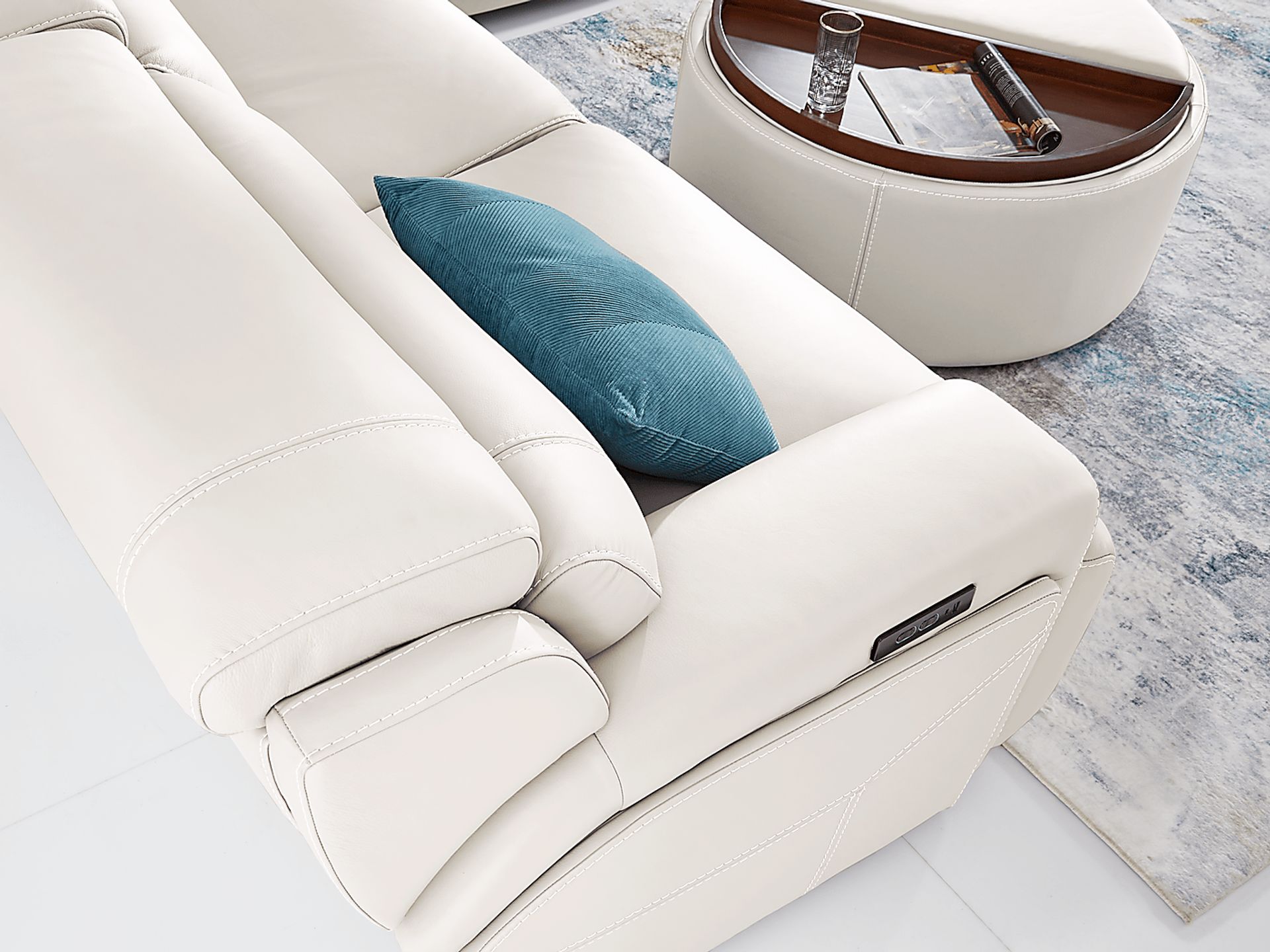 Alessio White Leather 5 Pc Dual Power Reclining Sectional - Image 5