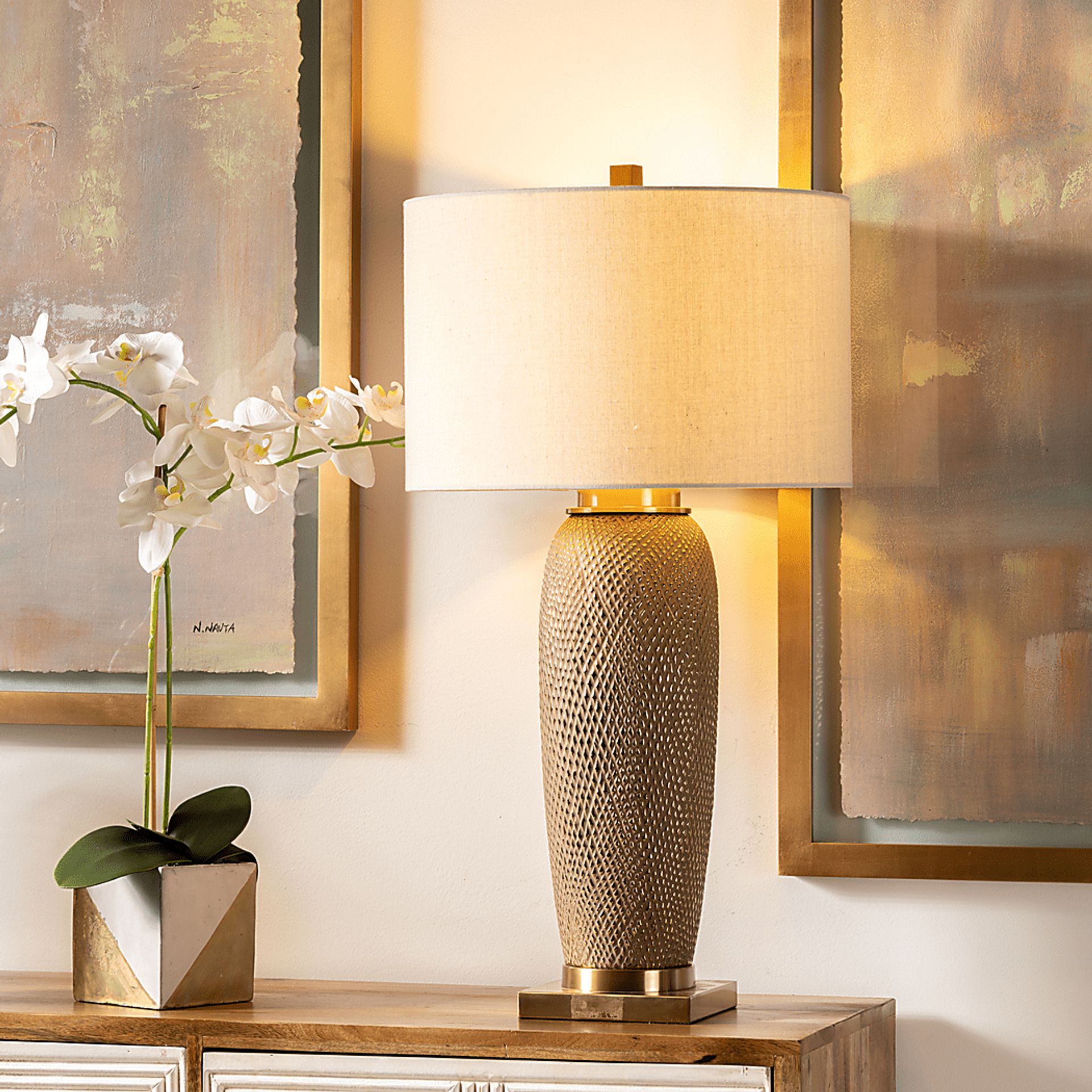 Alexander Court Gold Lamp - Image 3