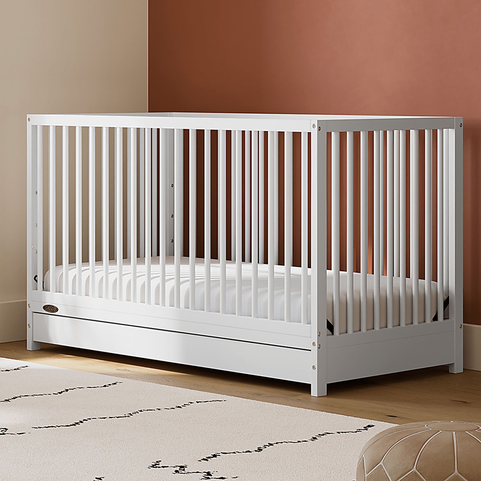 Alexei White Convertible Crib - Image 2