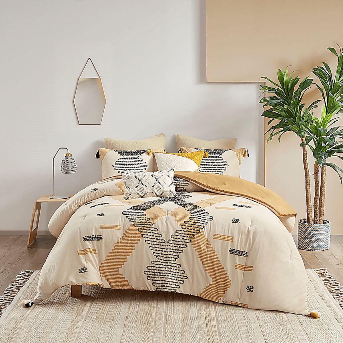 Alextra Yellow 3 Pc Full Comforter Set | Rooms To Go