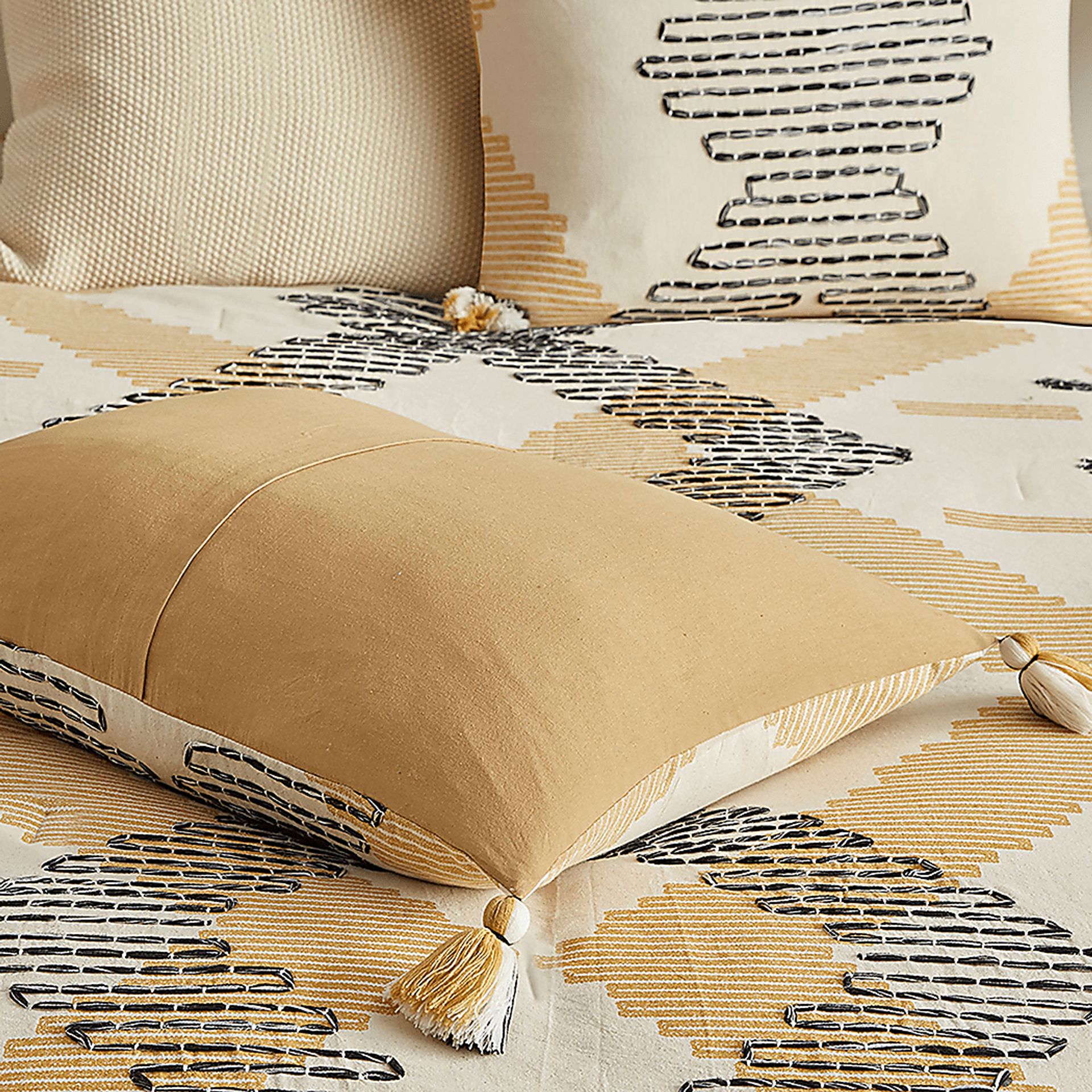 Alextra Yellow 3 pc Full/Queen Comforter Set - Image 7