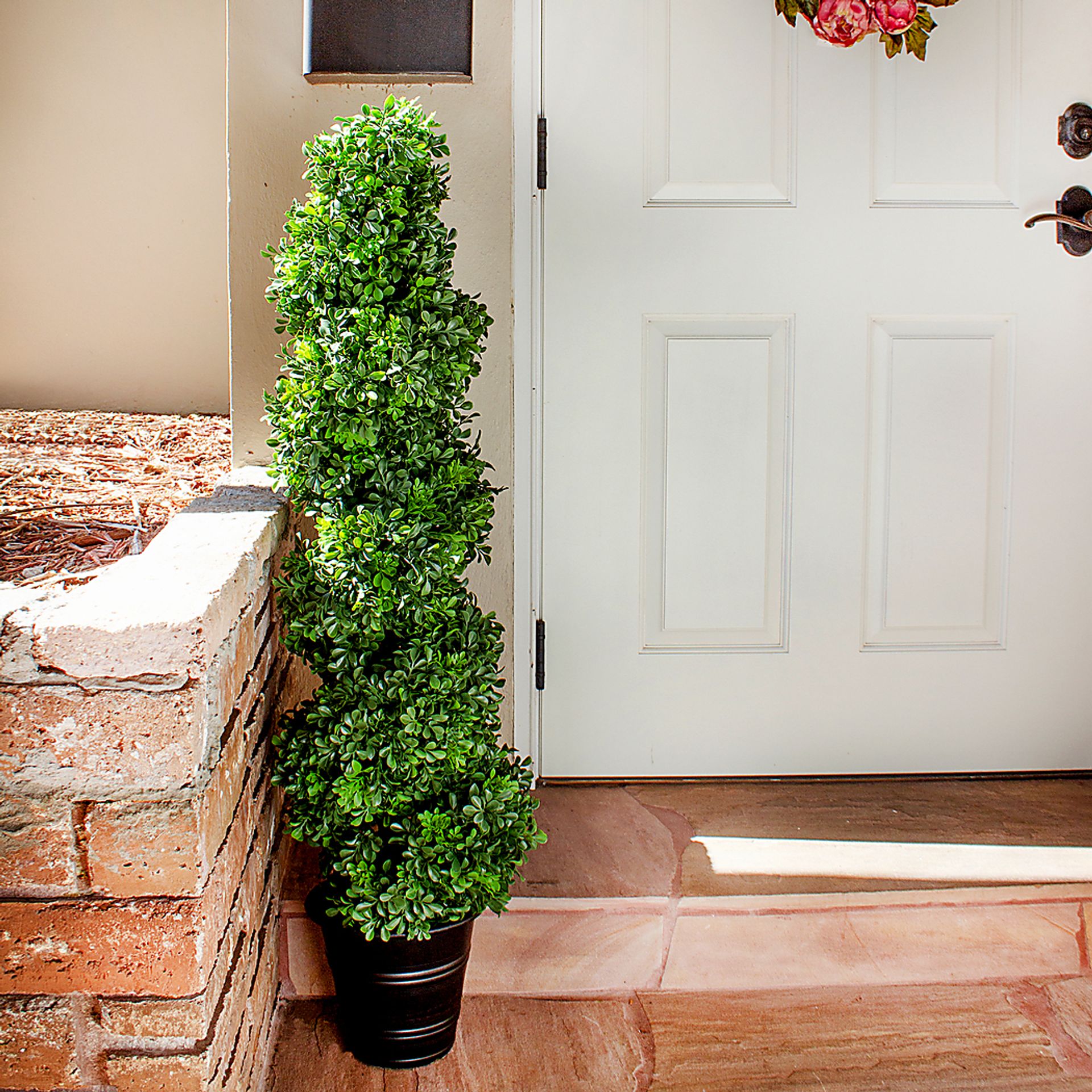 Aleyna Green Boxwood Indoor/Outdoor Silk Tree - Image 2