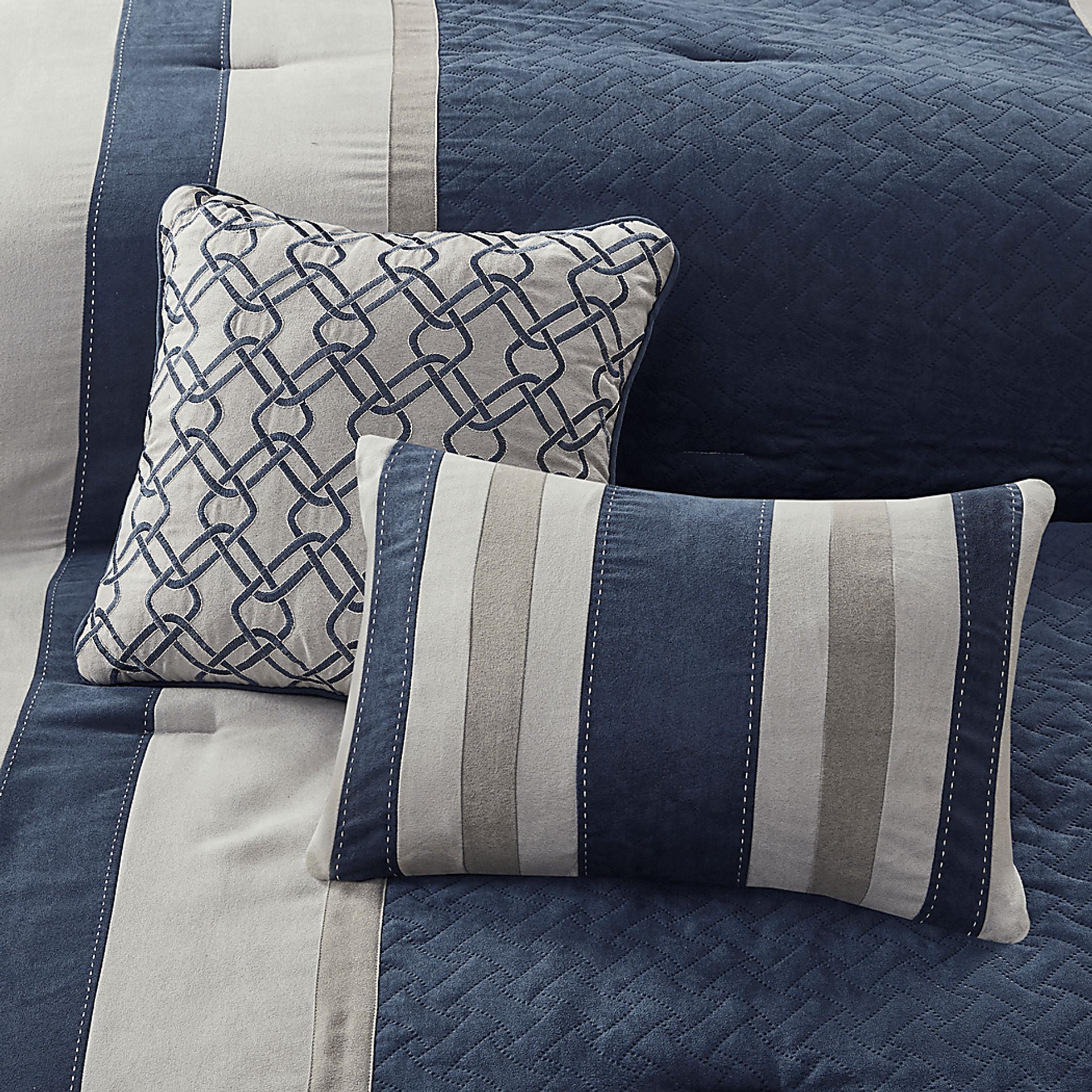 Alima Blue 7 Pc California King Comforter Set - Image 12