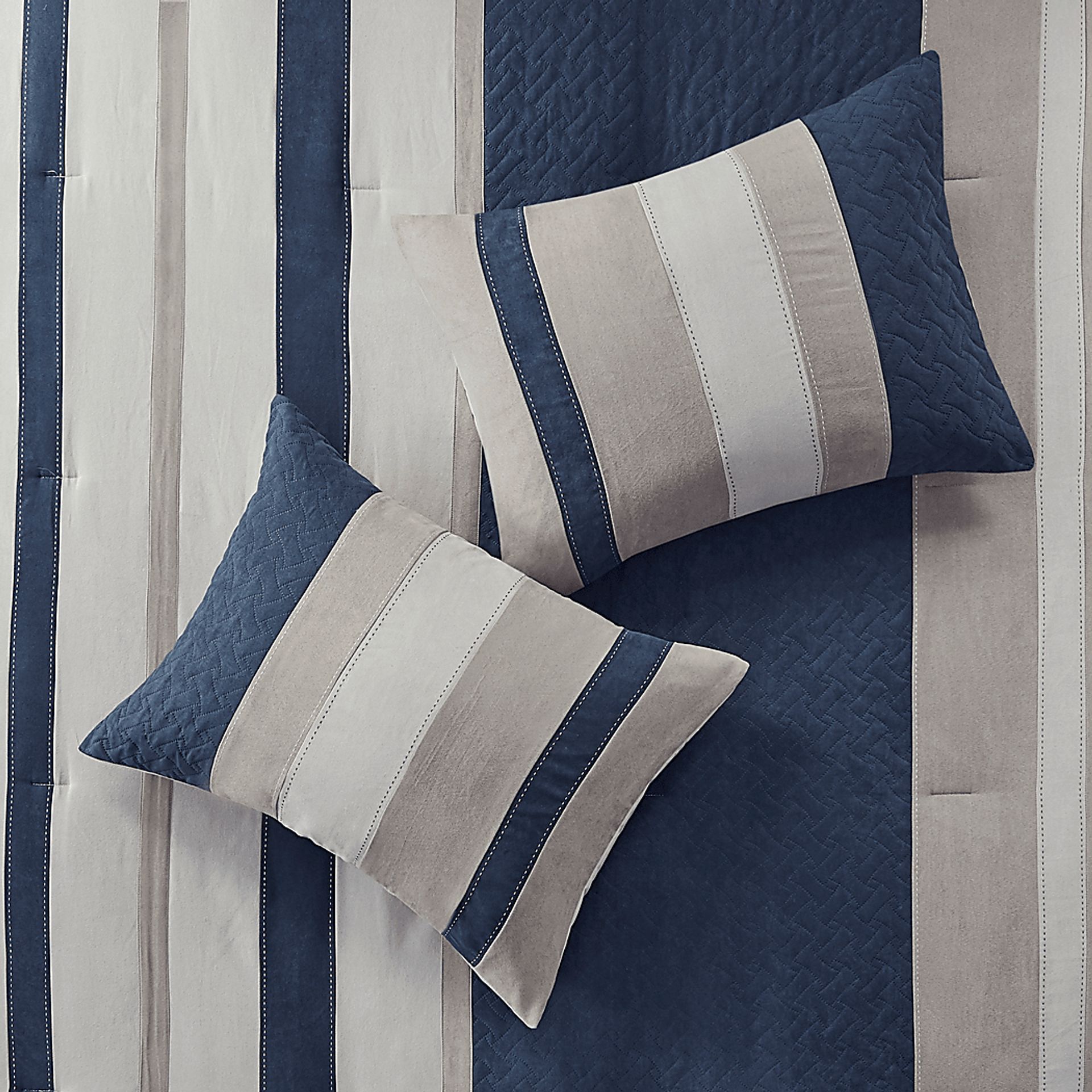 Alima Blue 7 Pc California King Comforter Set - Image 5