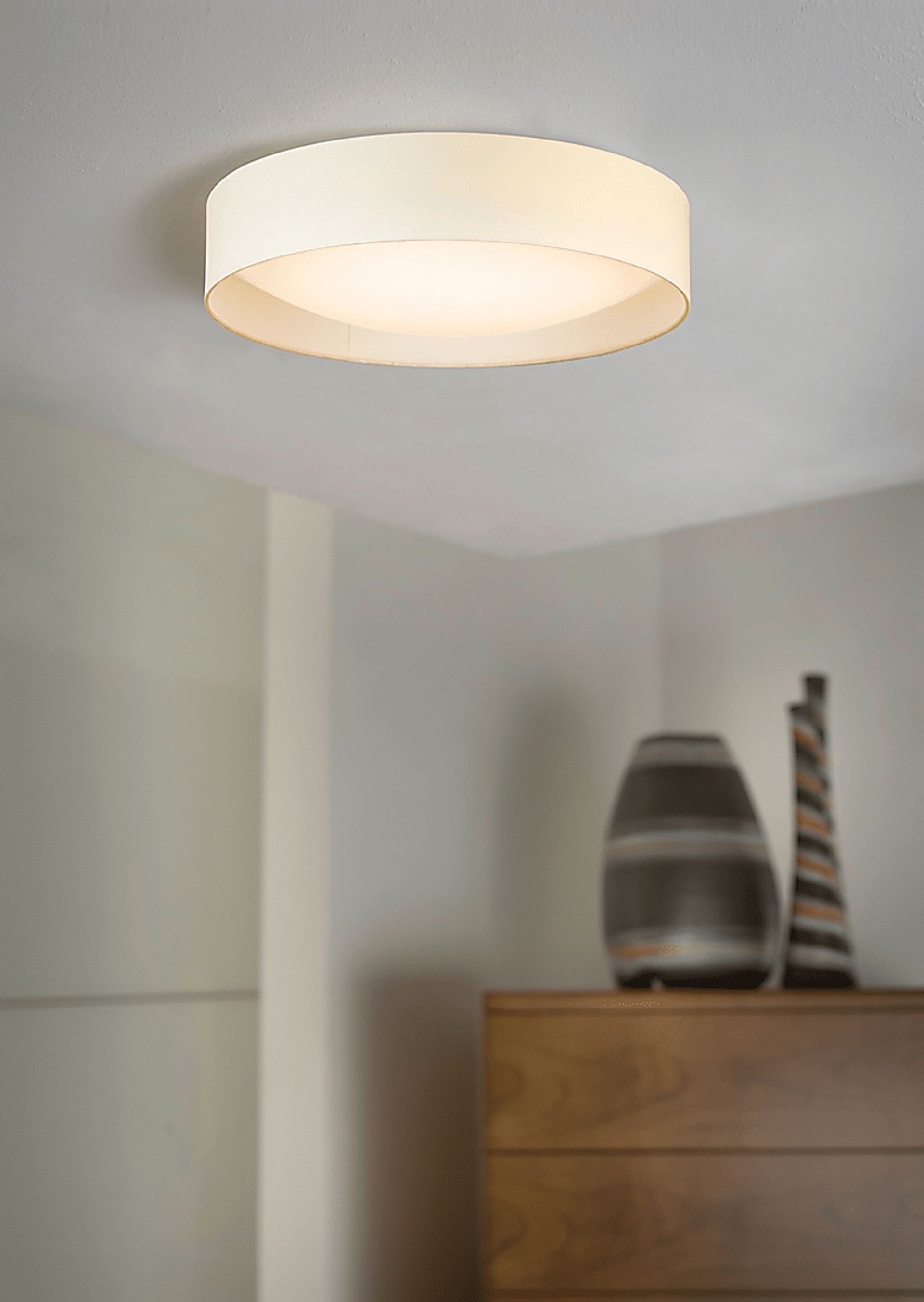 Aliso Lane White Pendant - Image 2