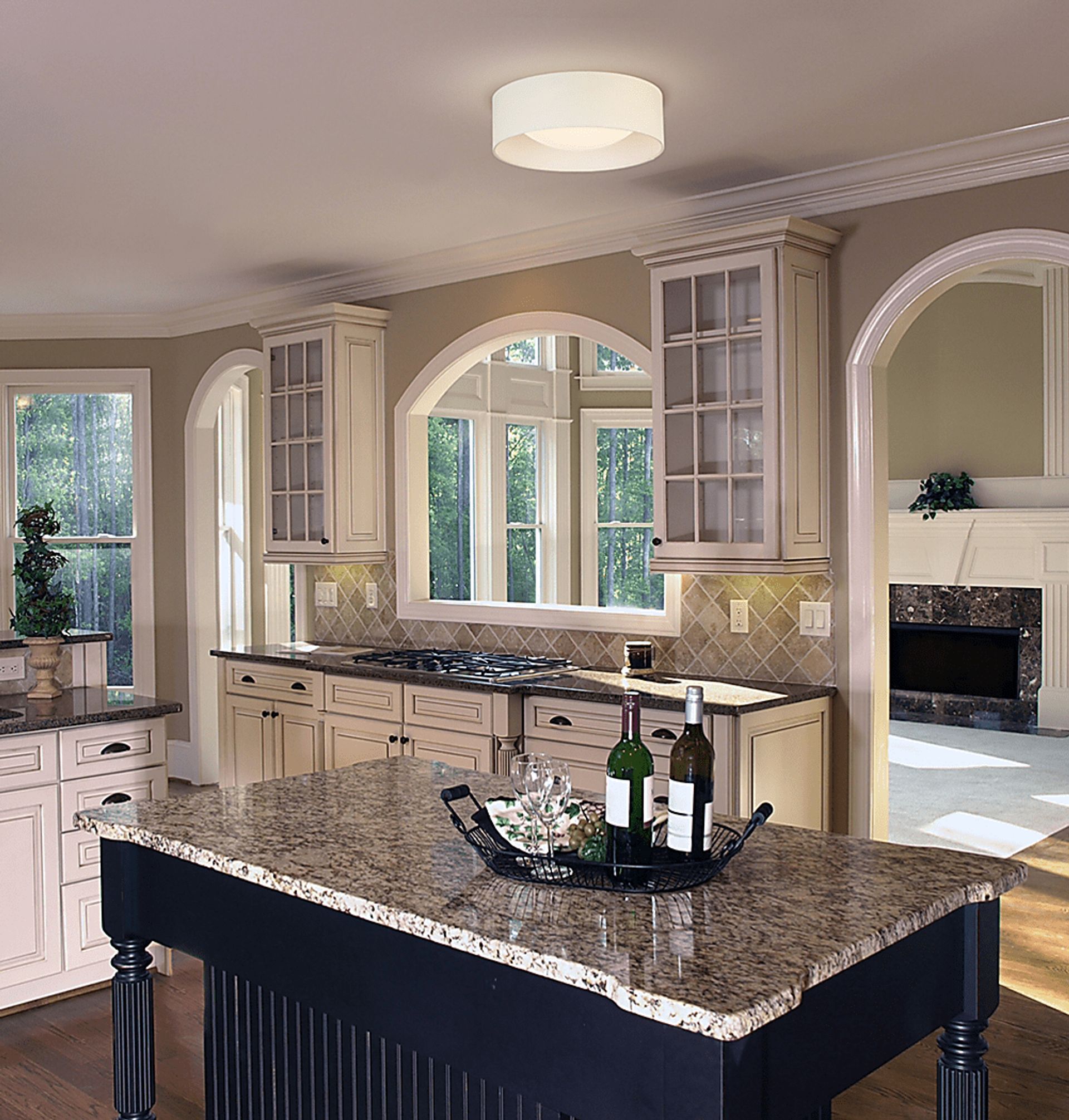 Aliso Street White Pendant - Image 2