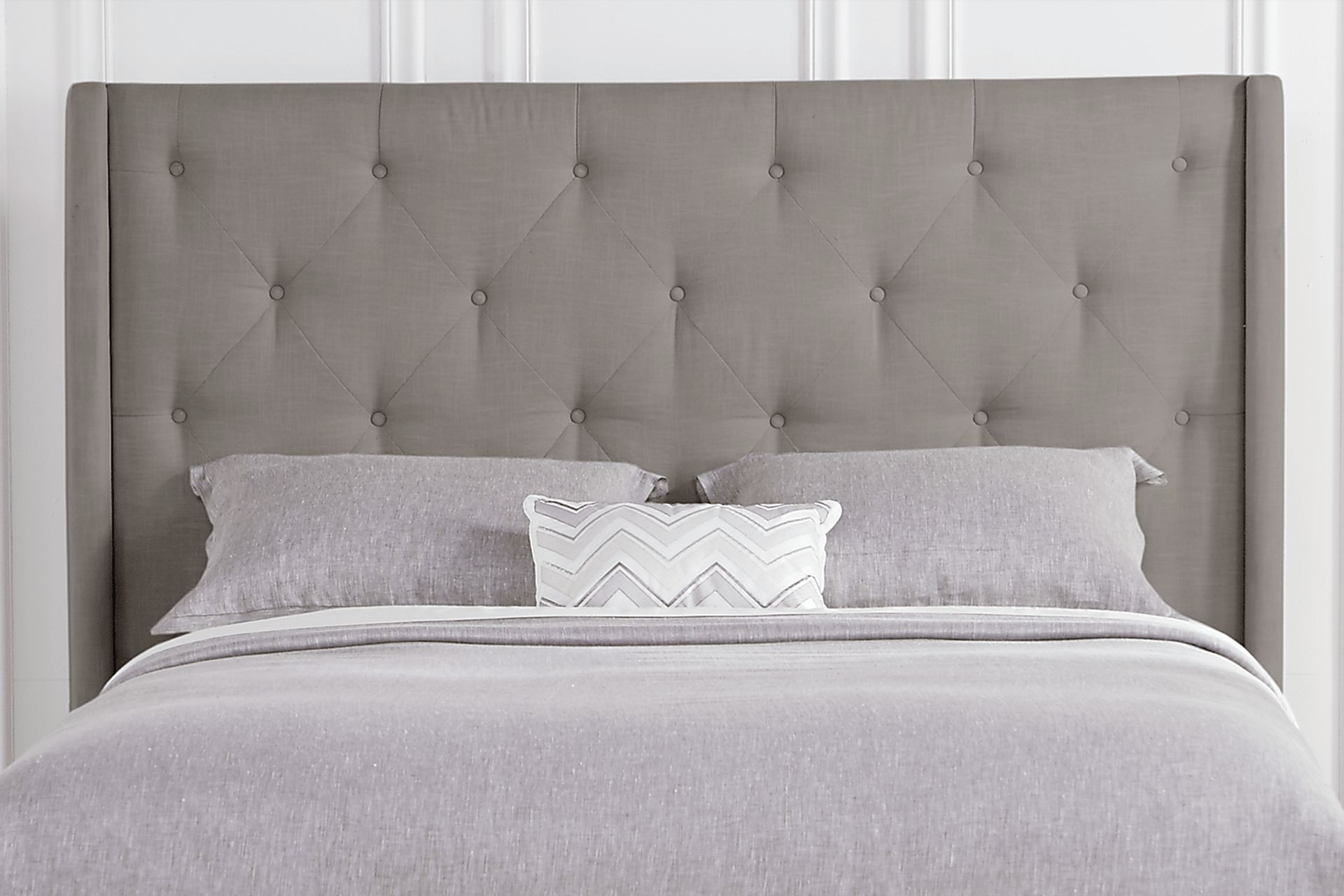 Alison Gray 3 Pc Queen Upholstered Bed - Image 2