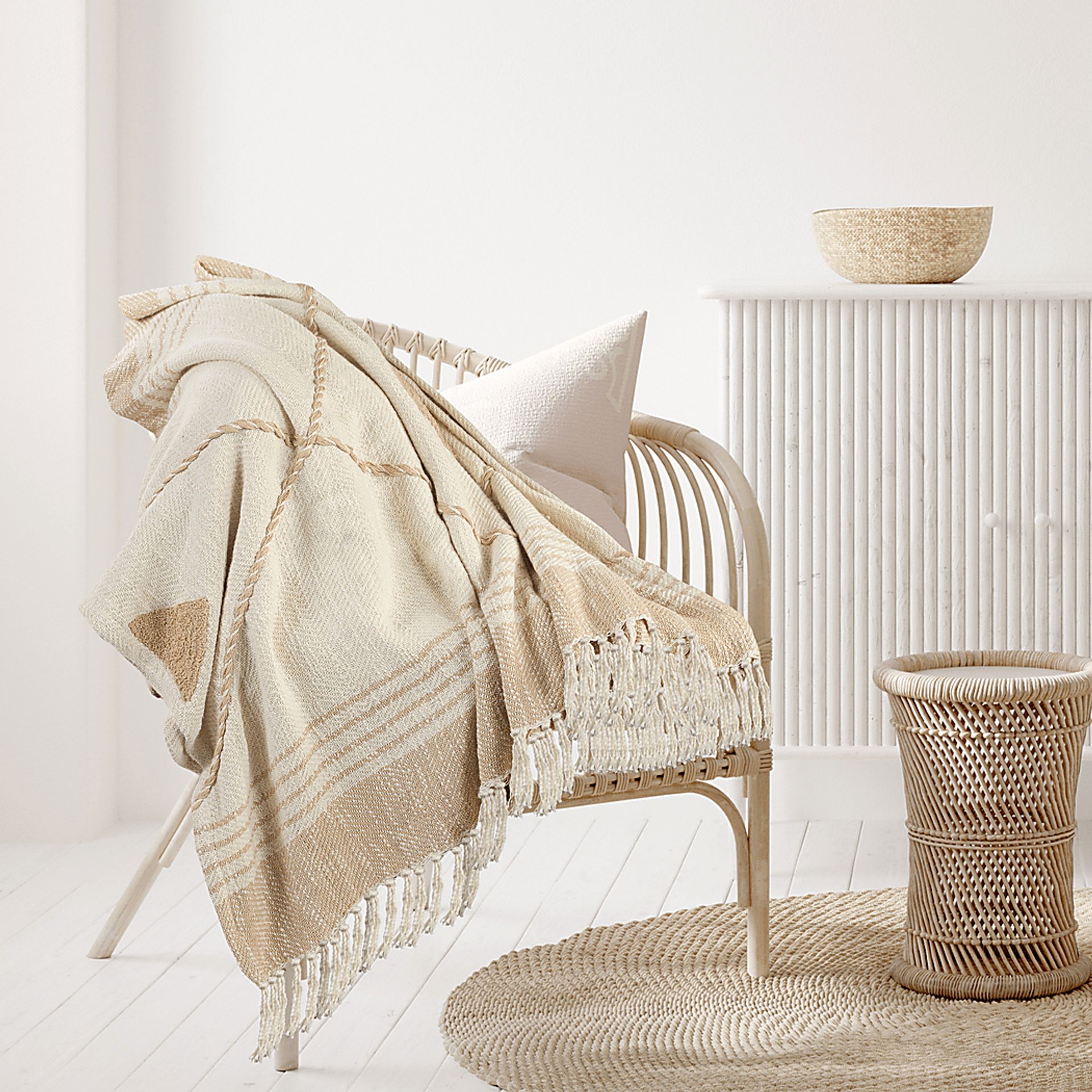 Allico Beige Throw Blanket - Image 10
