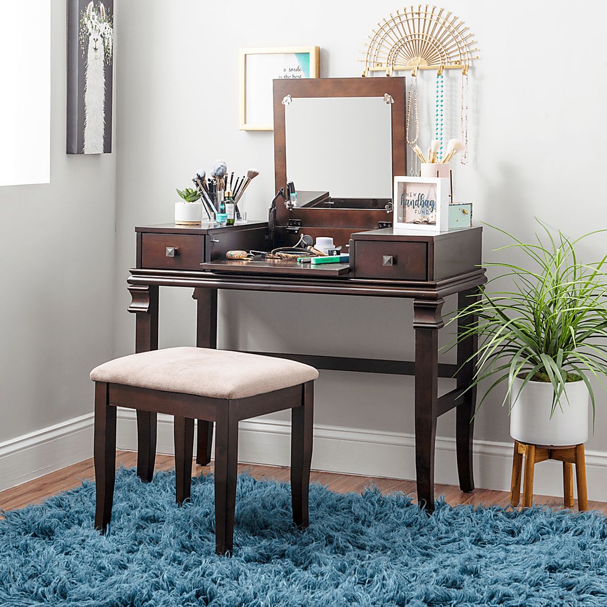 Alline Brown Vanity Set