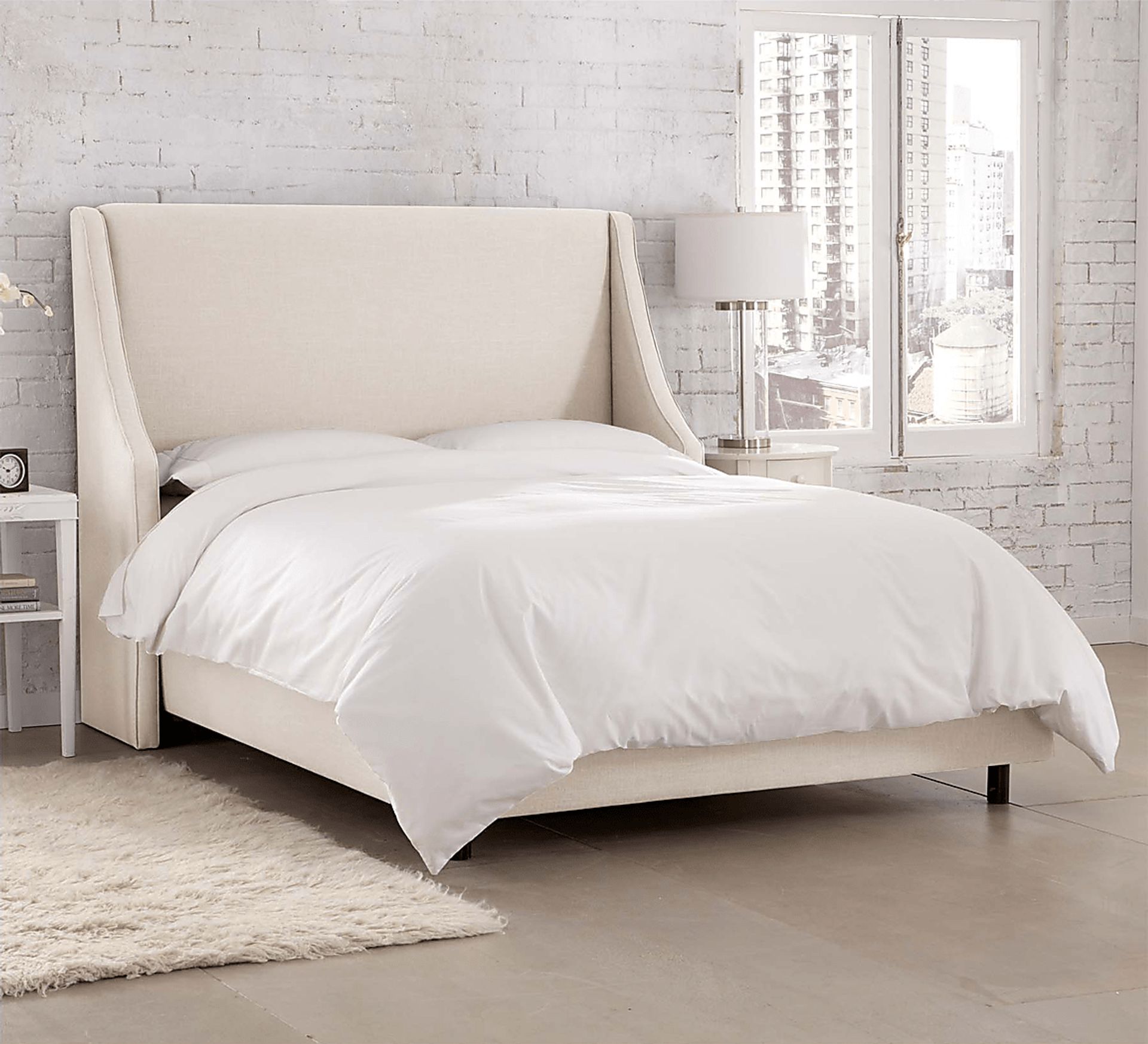 Allyena Cream King Bed - Image 5