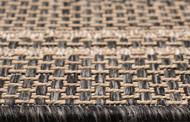 Almoris Black 6'6 x 9'4 Indoor/Outdoor Rug - Thumbnail - Image 7