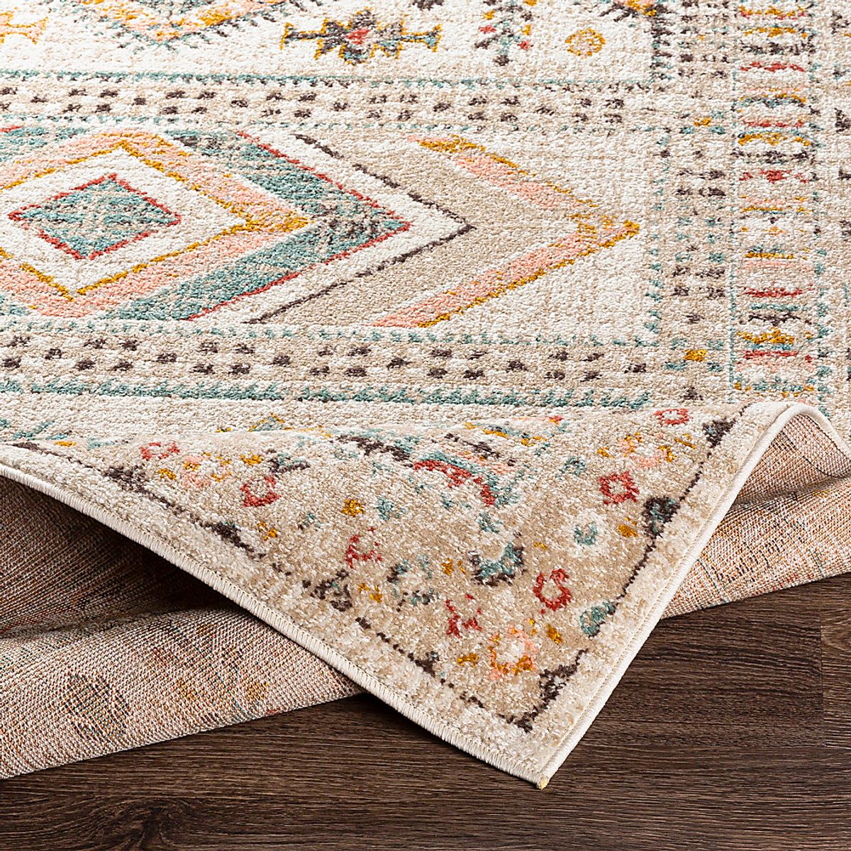 Aloria IV Beige Rug | Rooms to Go