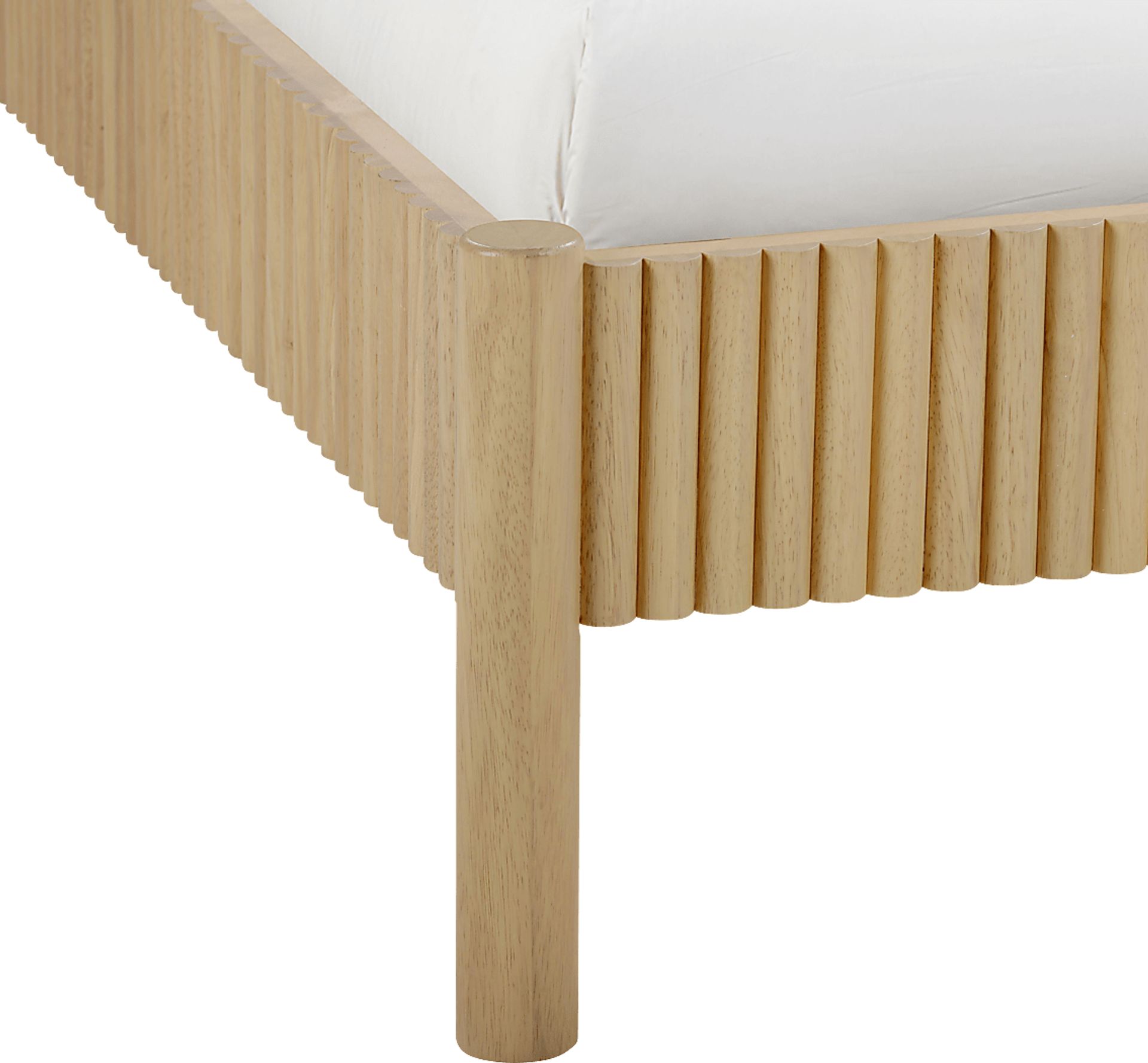 Alpiten Brown King Bed - Image 8